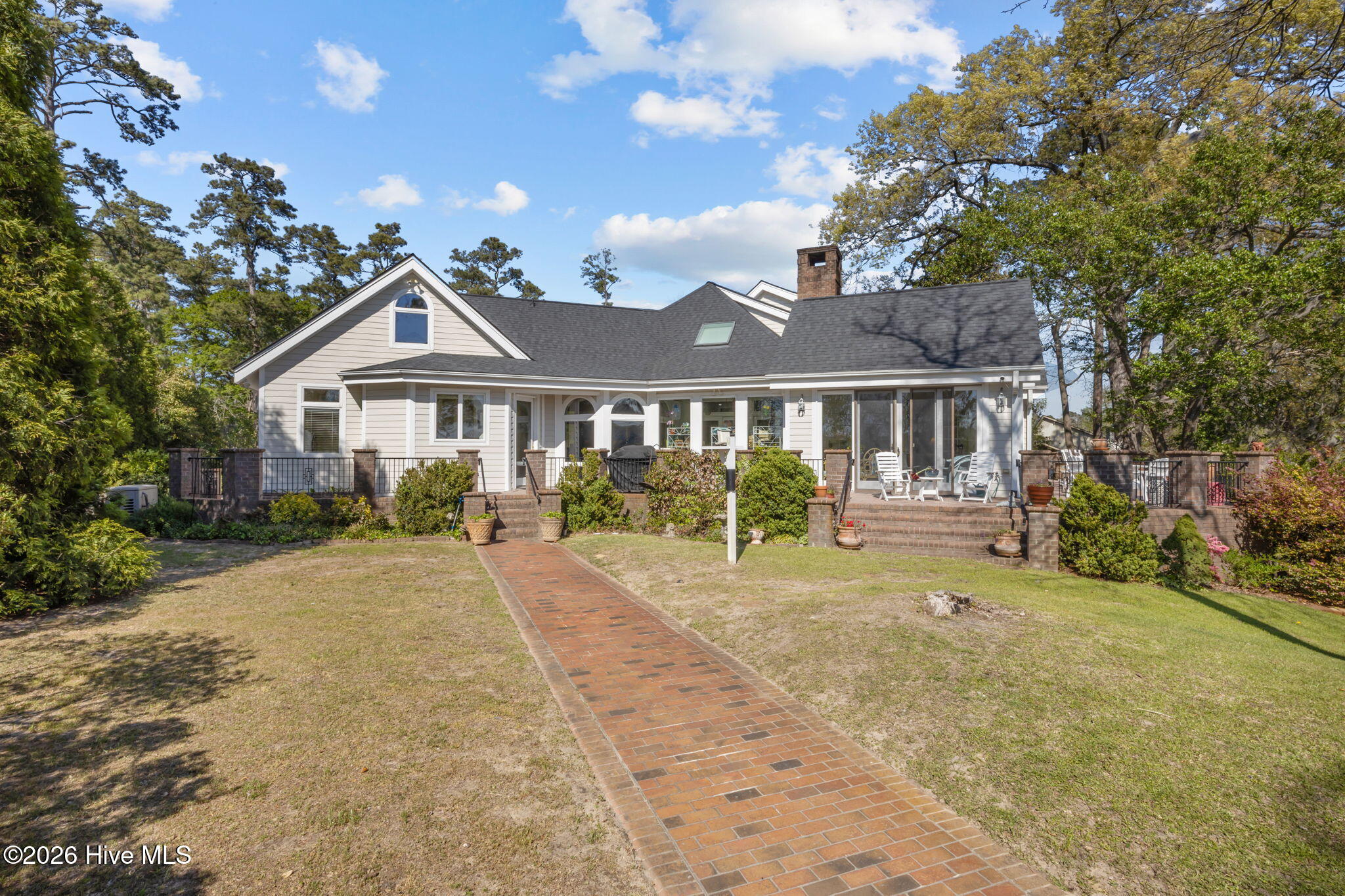 211 Wilson Point Road,Trent Woods