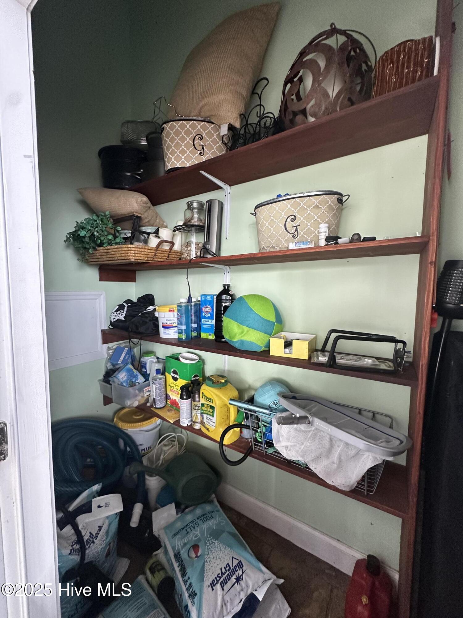 100514130 | Photo 166