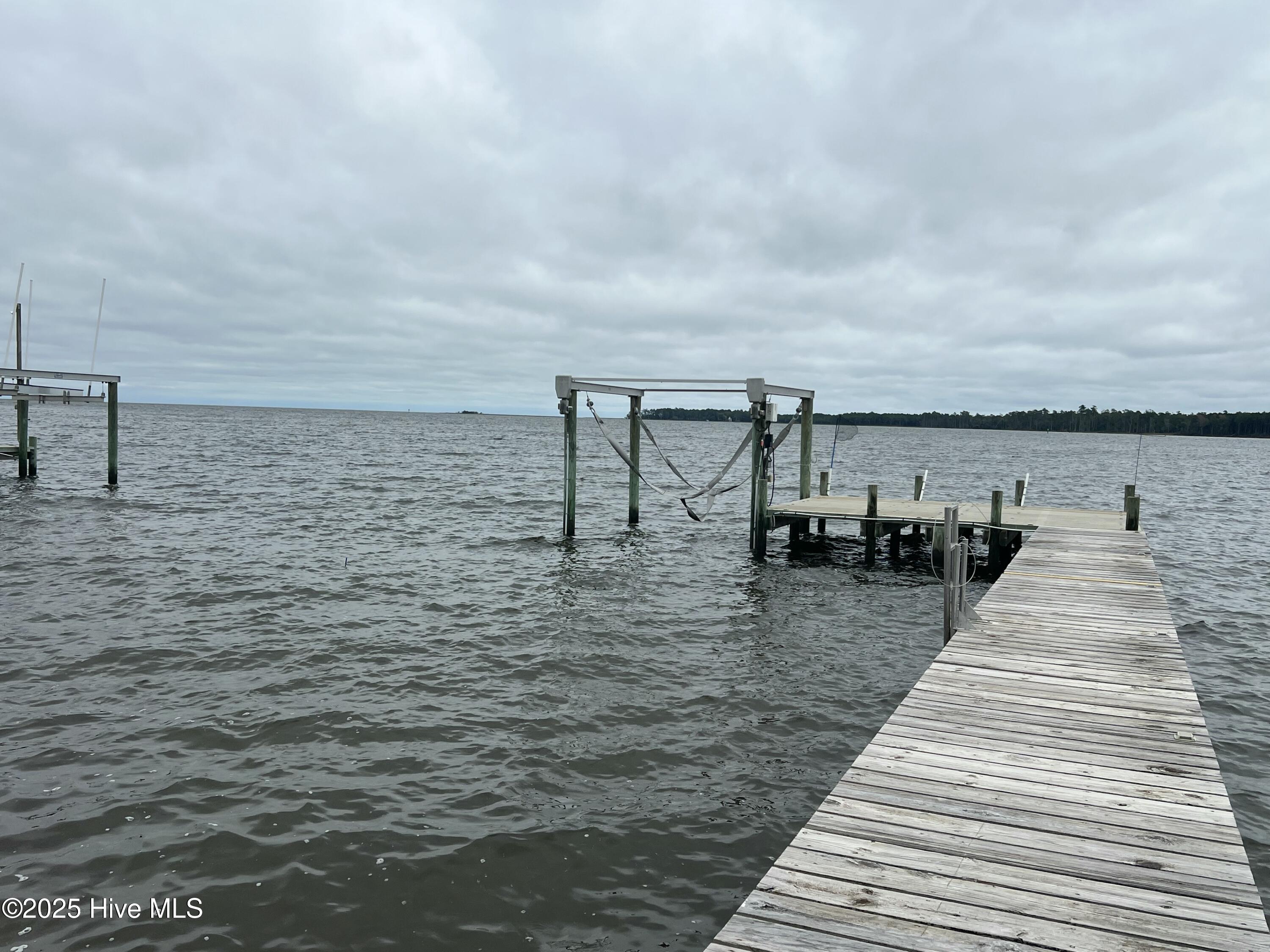 157 S River Drive, Beaufort, NC, 28516