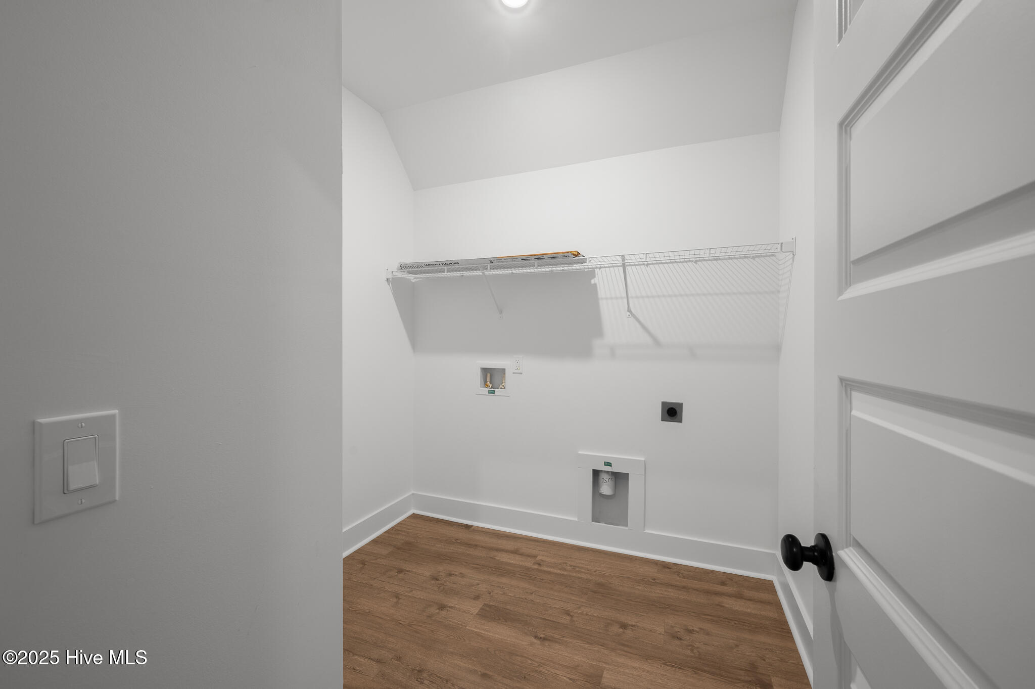 100507384 | Photo 14