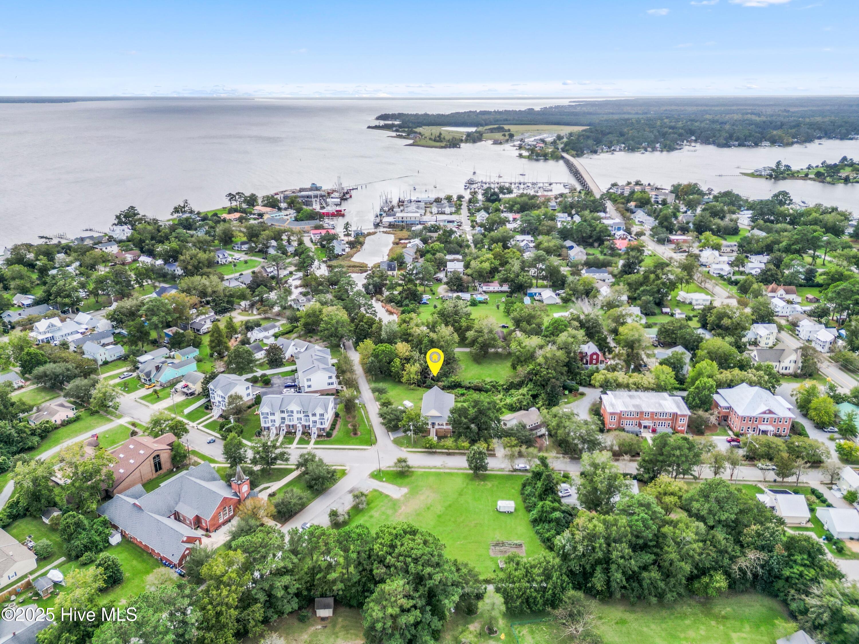 497 Church Street, Oriental, NC, 28571