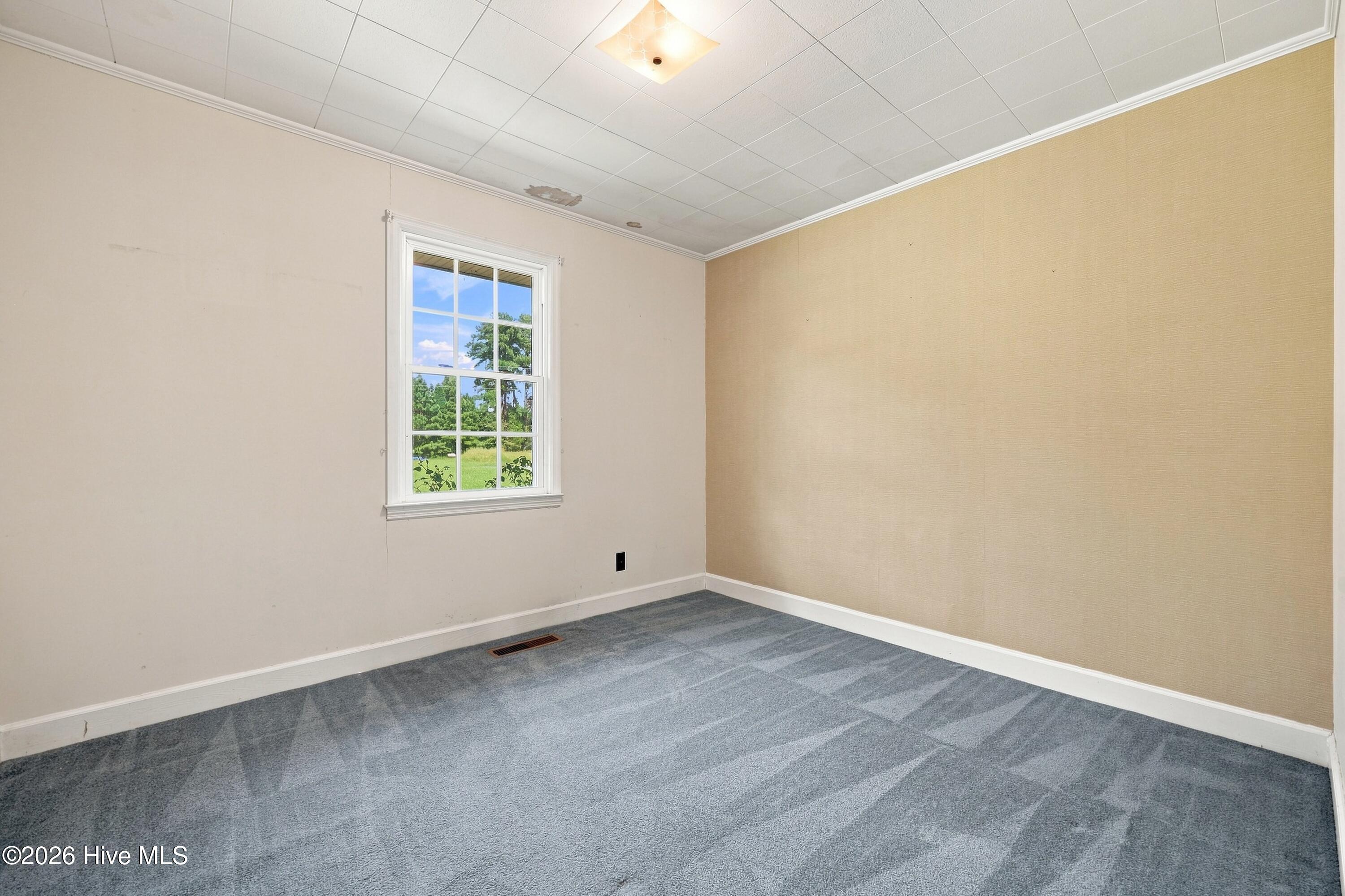 Office/Bonus