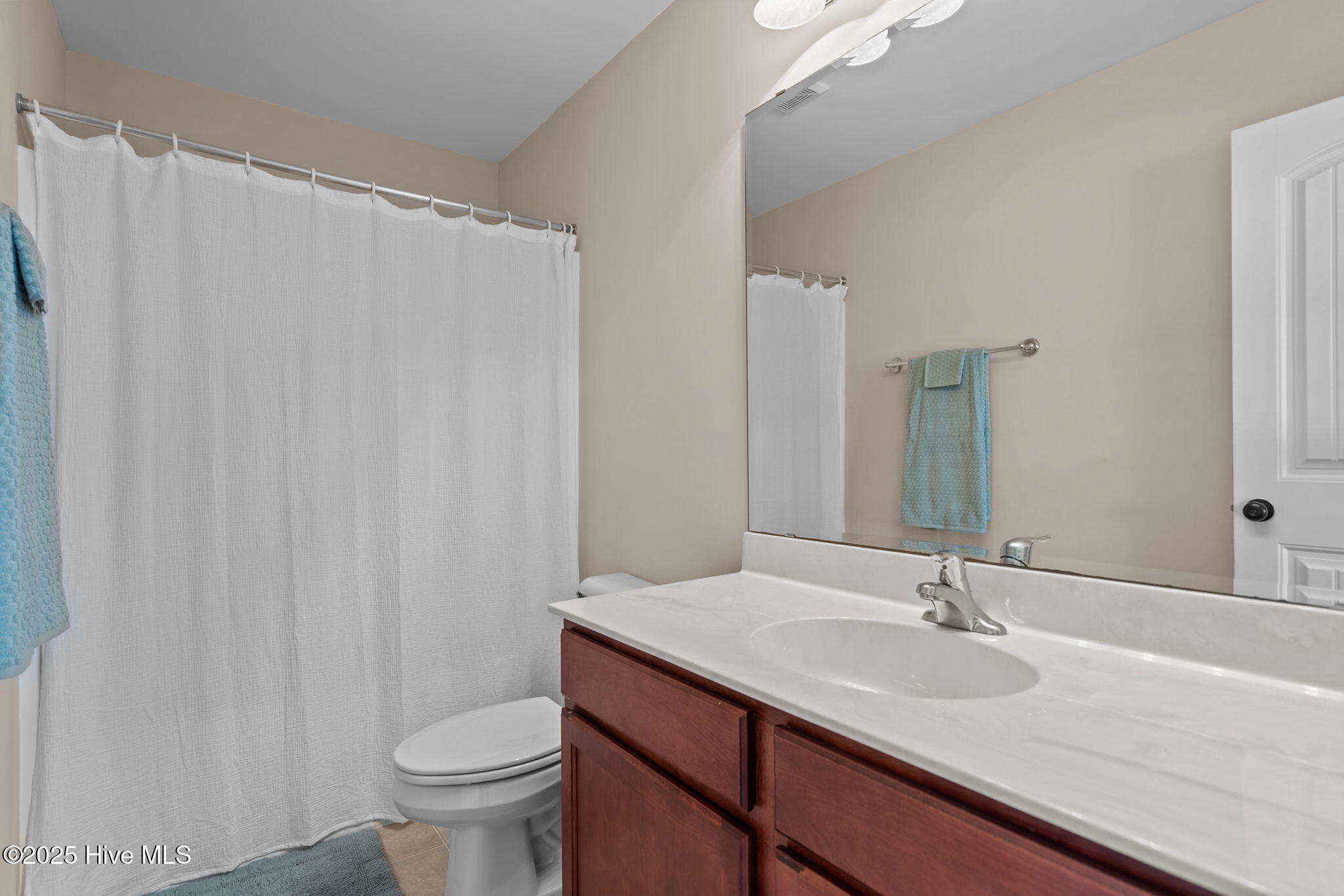 100544048 | Photo 41