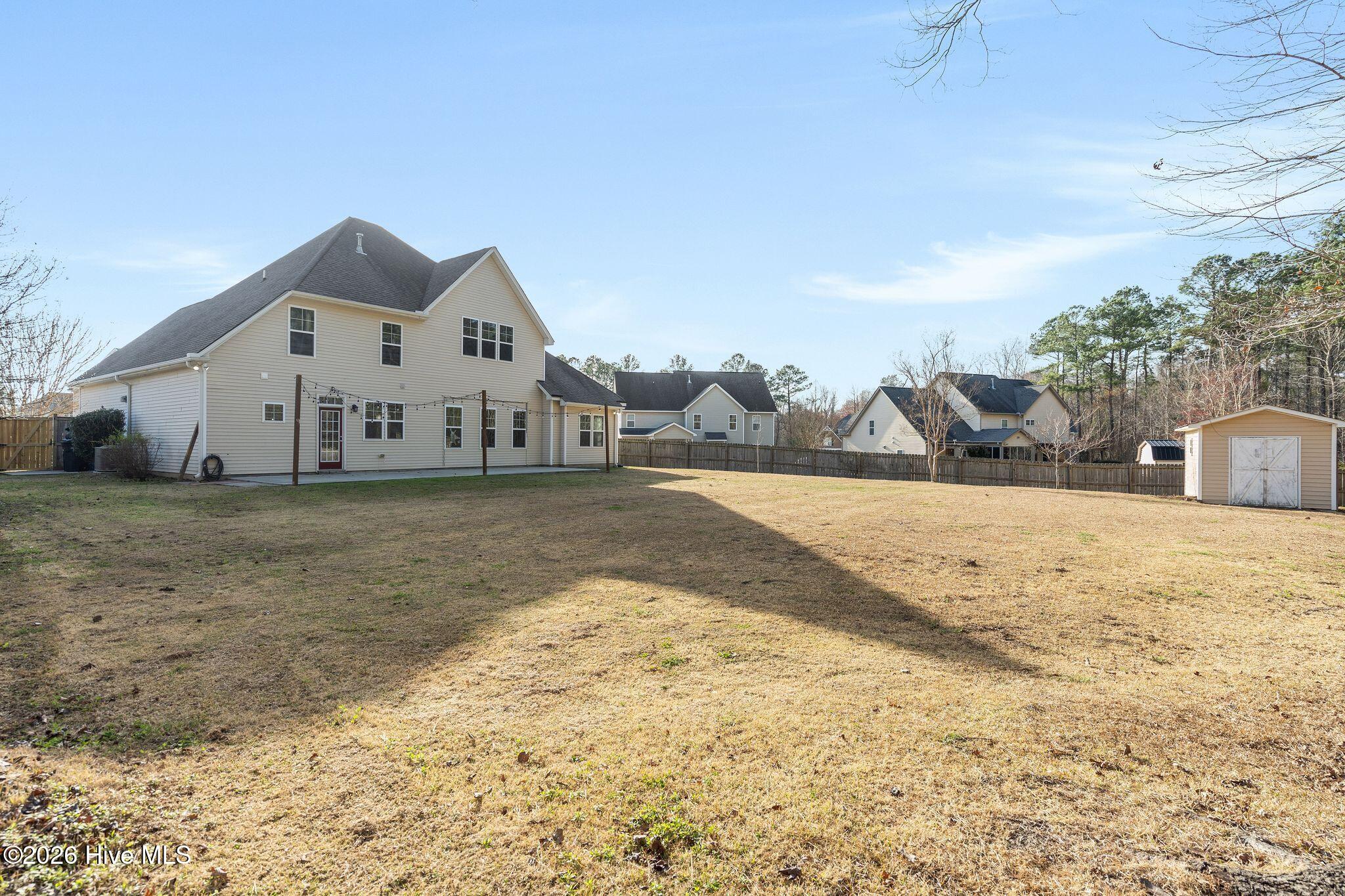 100558662 | Photo 64