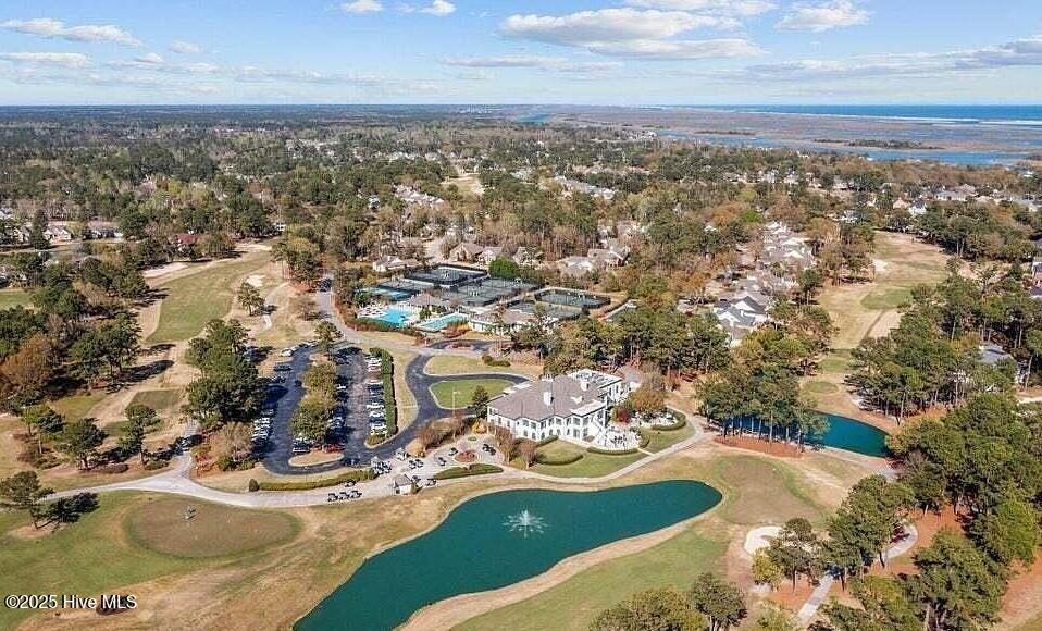 100520263 | Photo 49