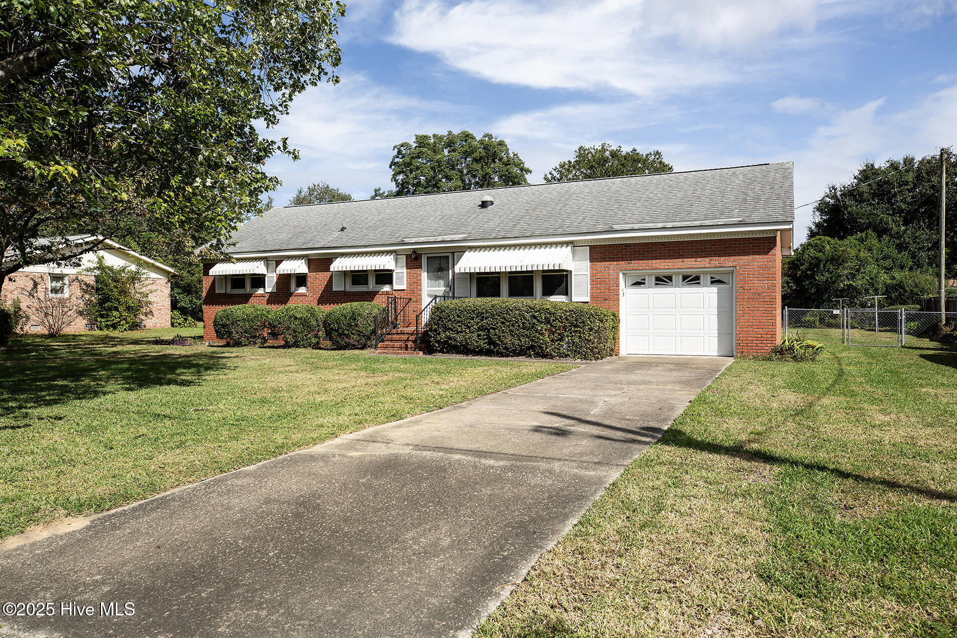 Homes for sale in Wilmington, NC | 722 N College Rd, Wilmington, NC 28405 | MLS# 100536633