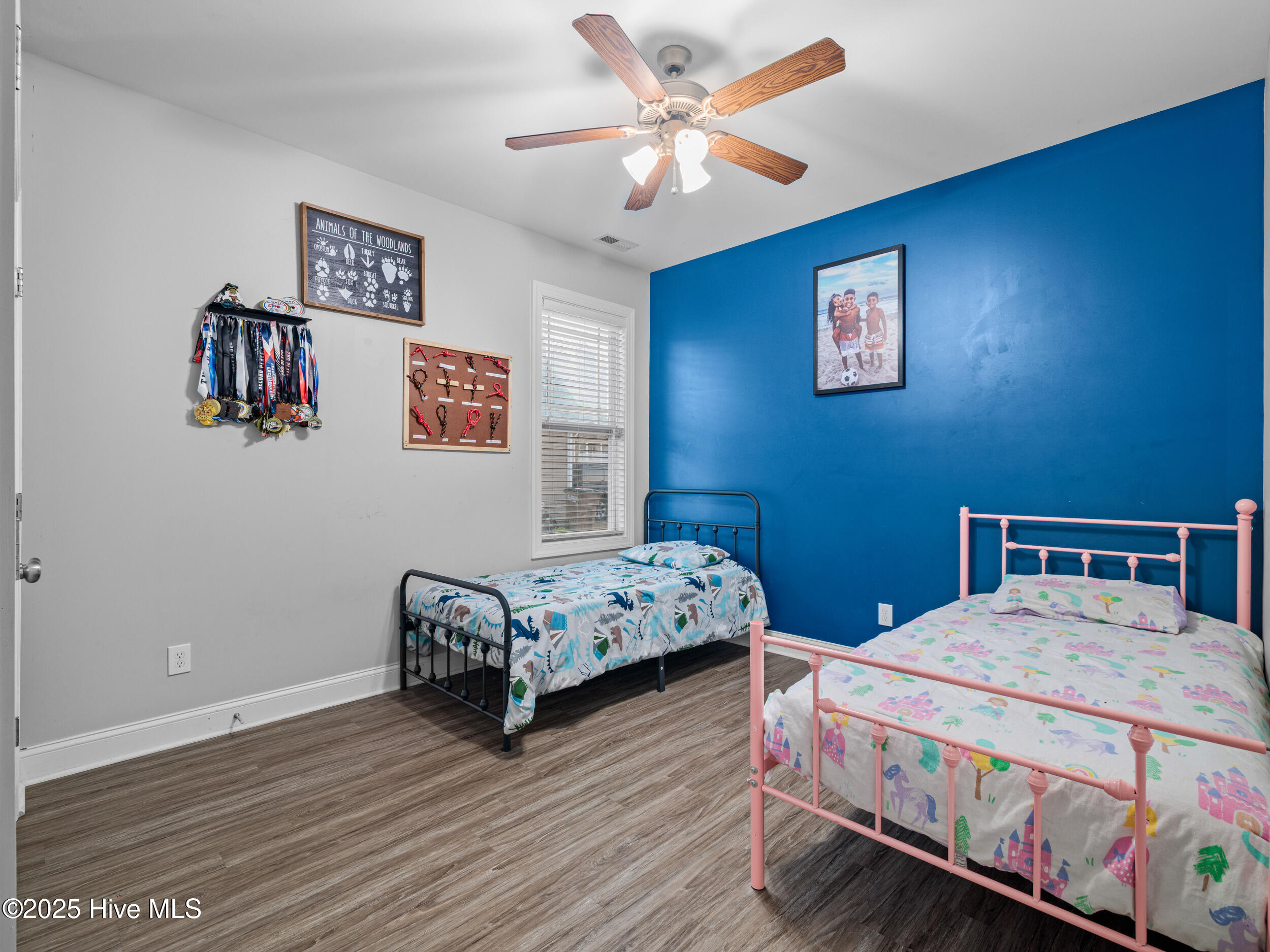 100543750 | Photo 29