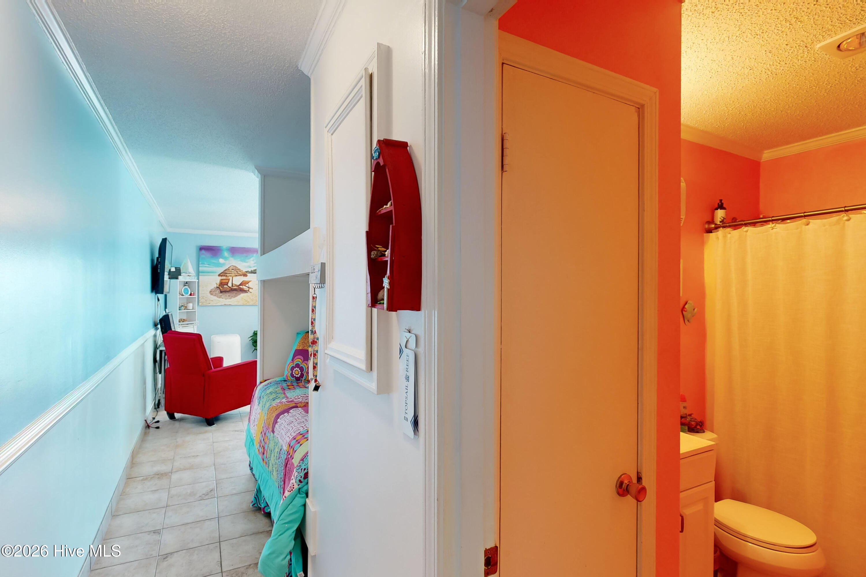 100566271 | Photo 20