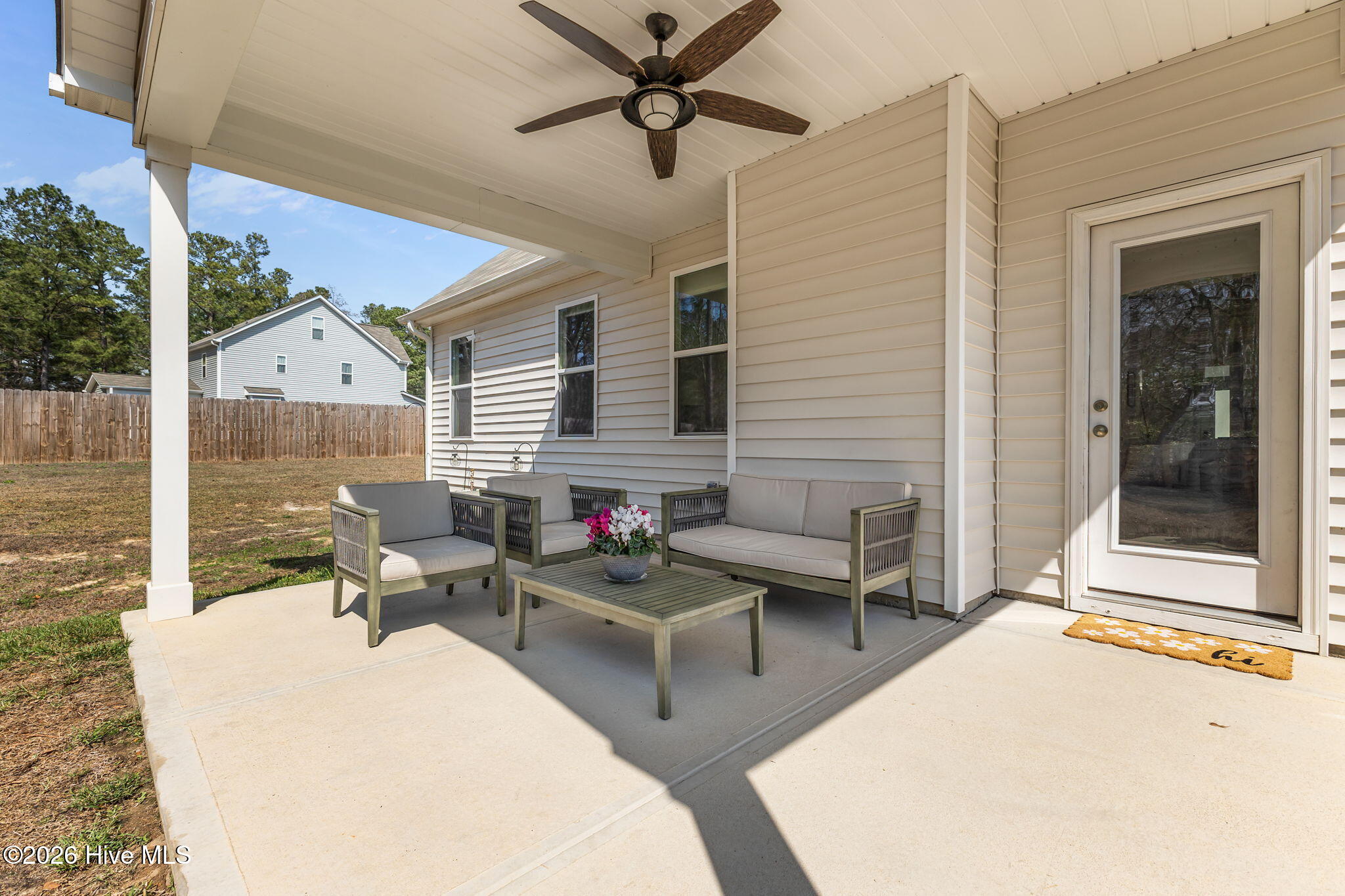 38-web-or-mls-AZ3A2509