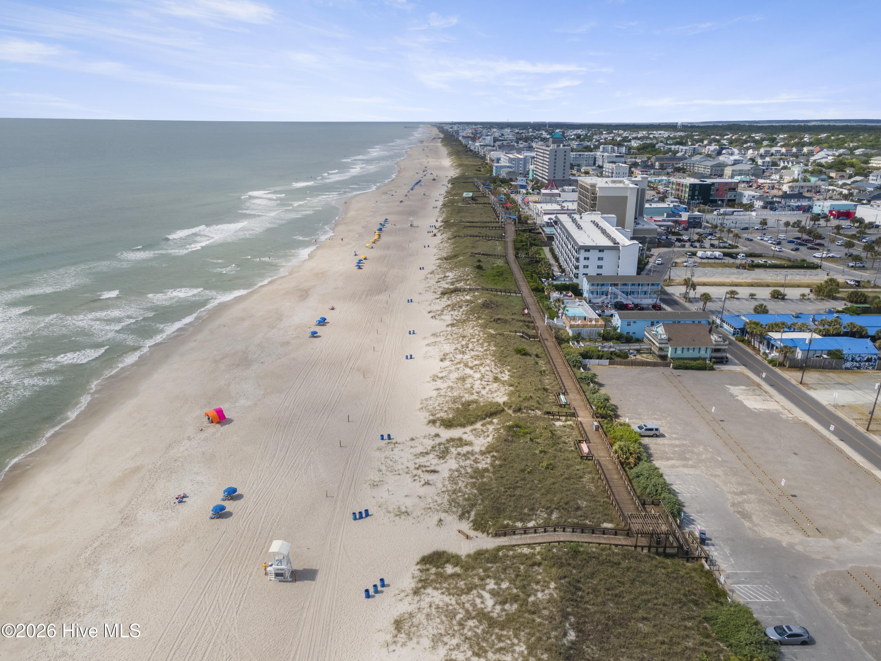 100566755 | Photo 90