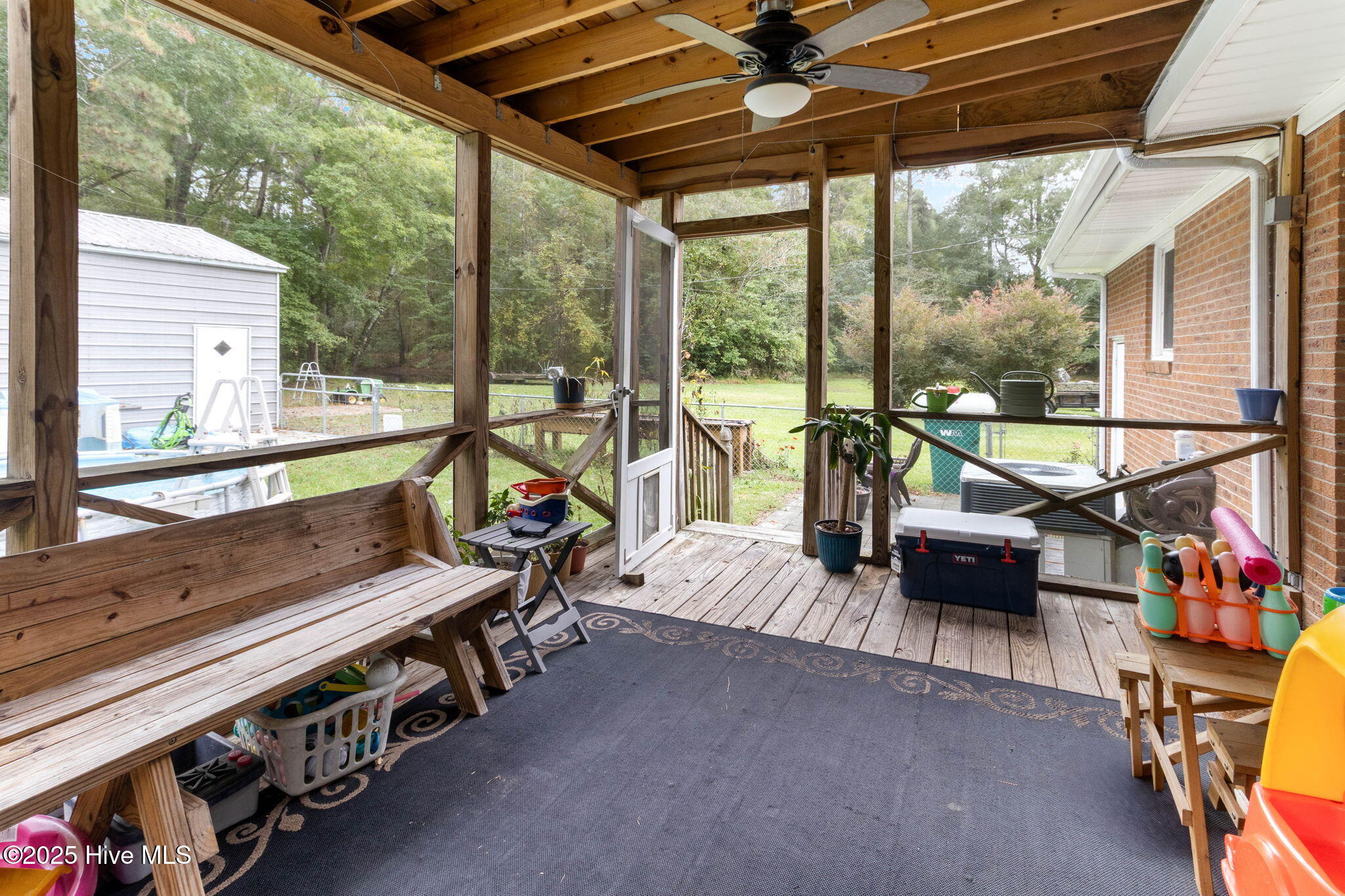 Homes for sale in Elizabethtown, NC | 366 E 4Th St, Elizabethtown, NC 28337 | MLS# 100536171