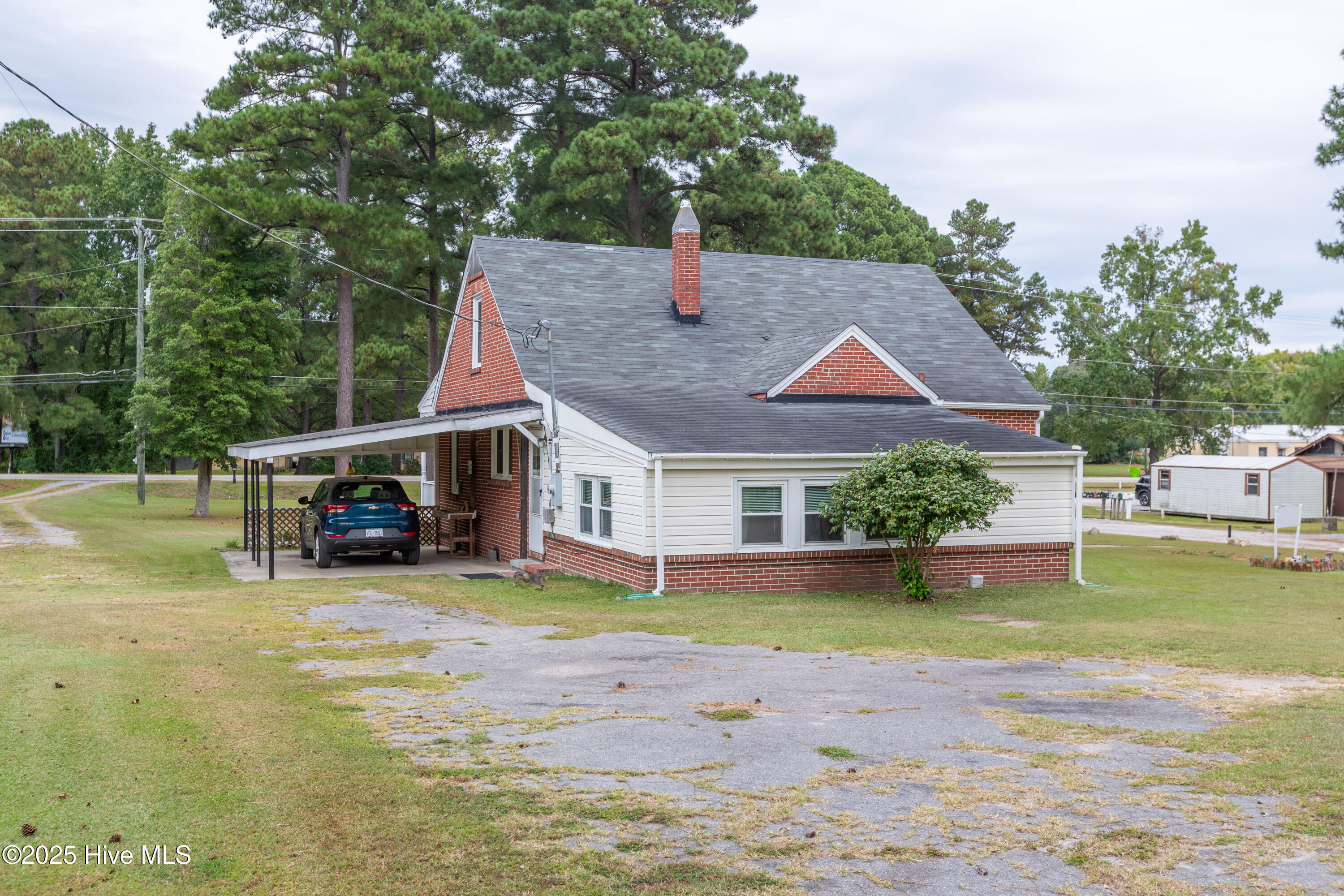 Homes for sale in Roanoke Rapids, NC | 38 Buttercup Ln, Roanoke Rapids, NC 27870 | MLS# 100553095