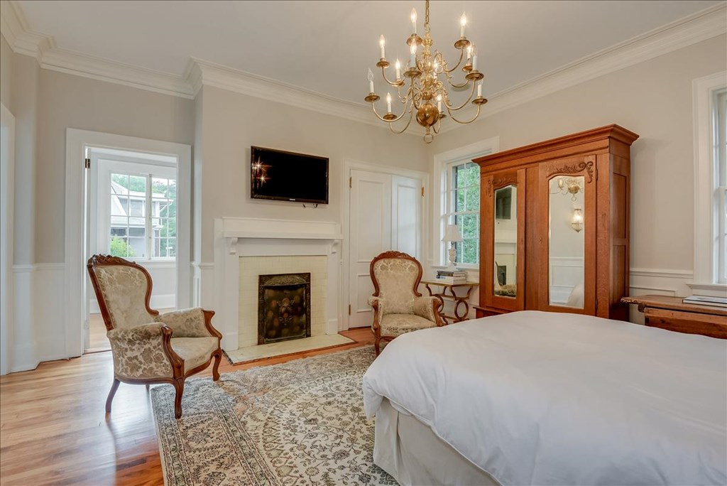 Fourth bedroom with fireplace