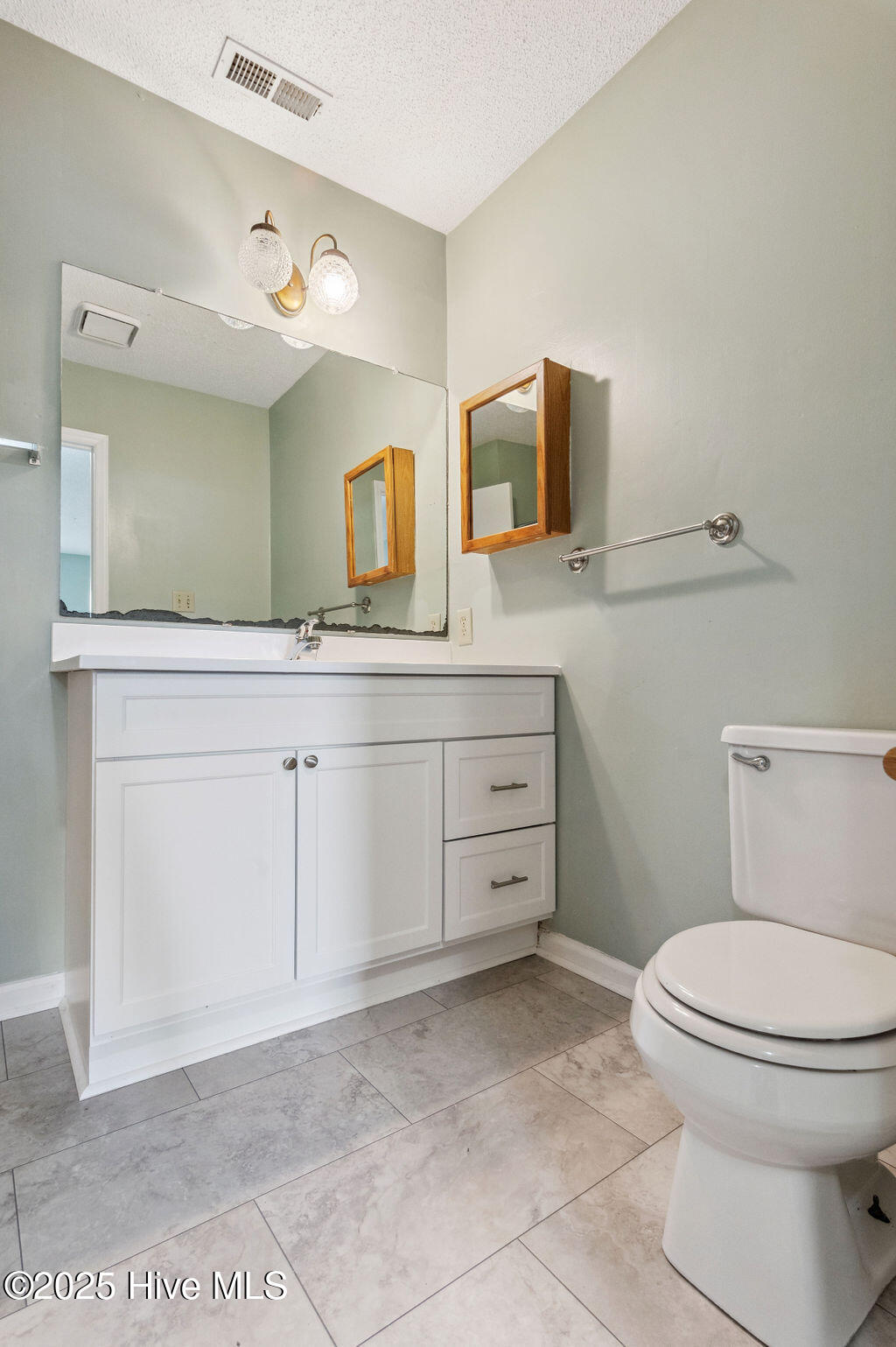 2218 Bridle Trail,Midway Park