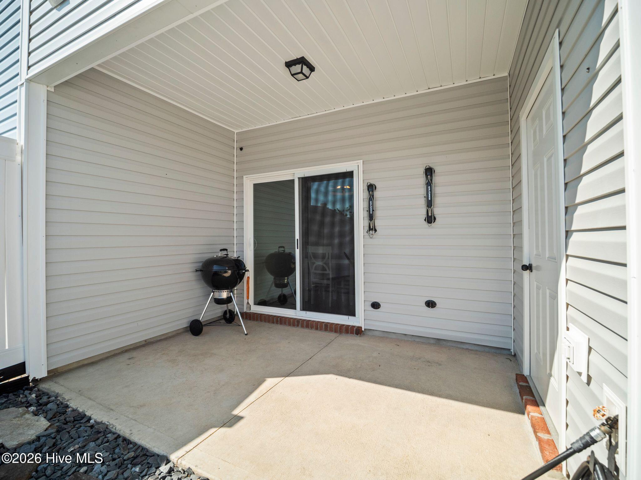 100569954 | Photo 21