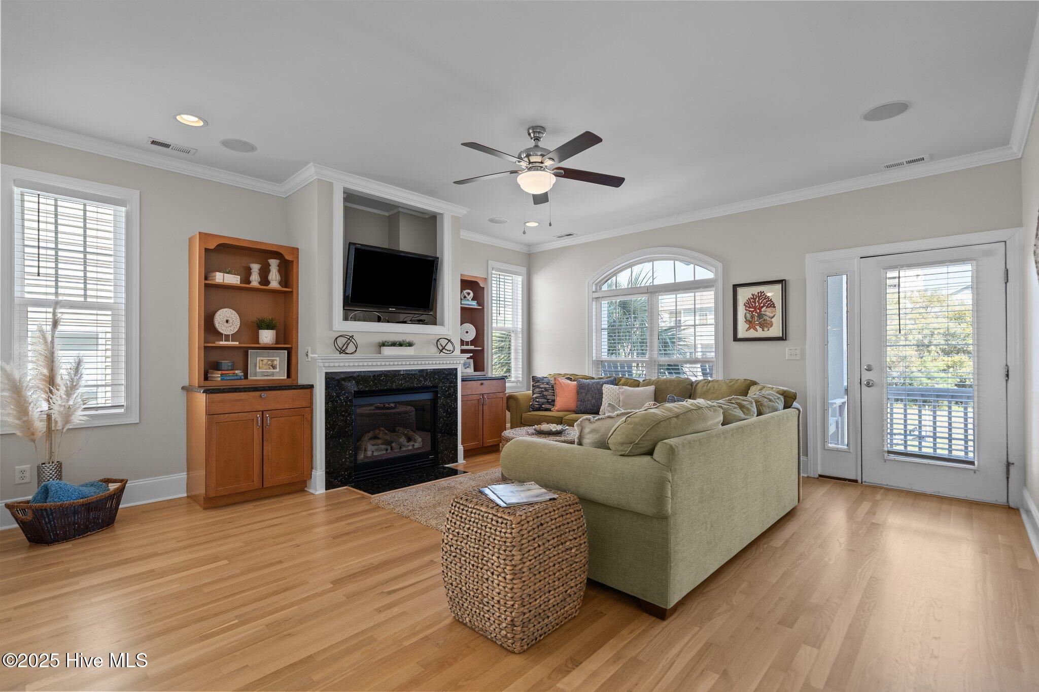 100500957 | Photo 10