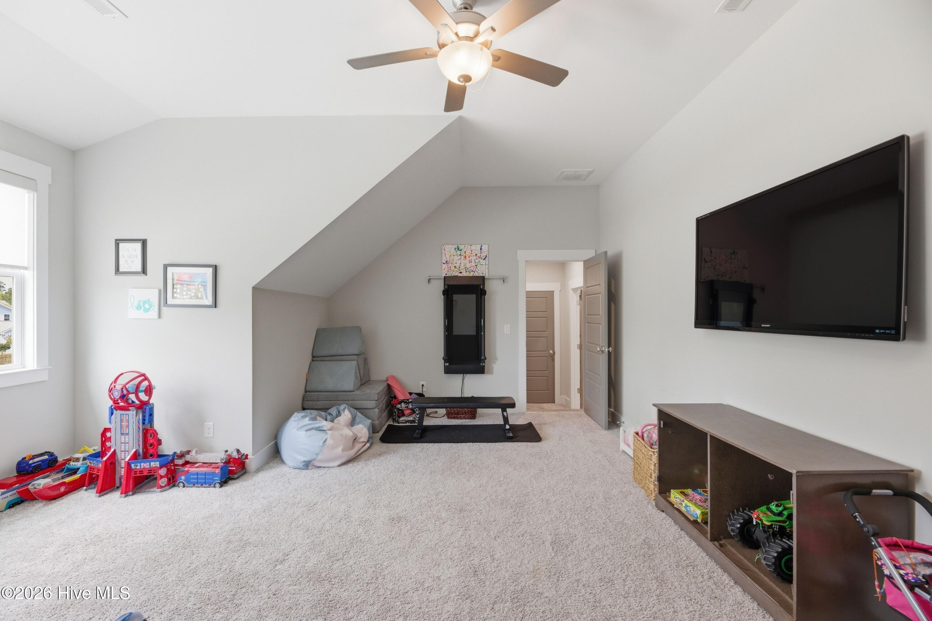 100564448 | Photo 48