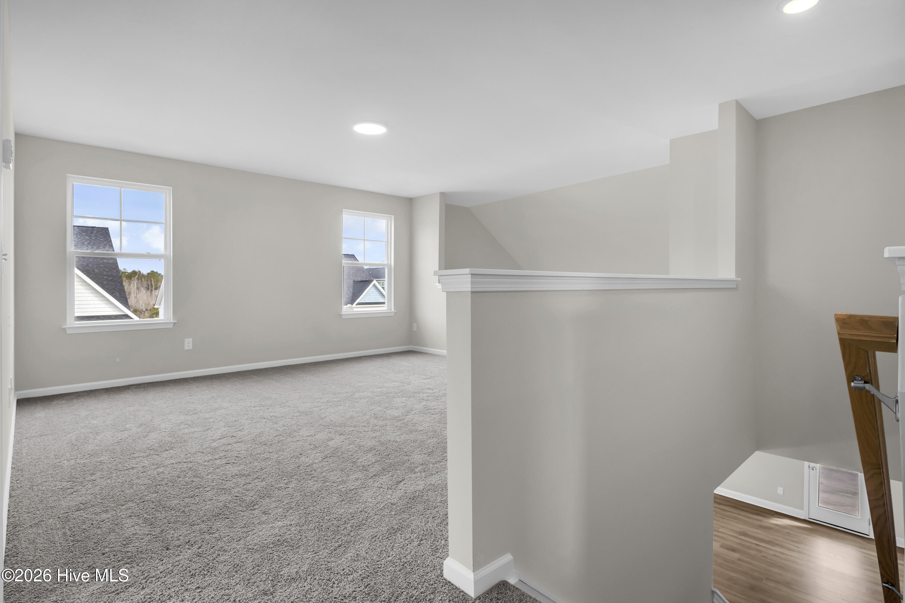 100552791 | Photo 42