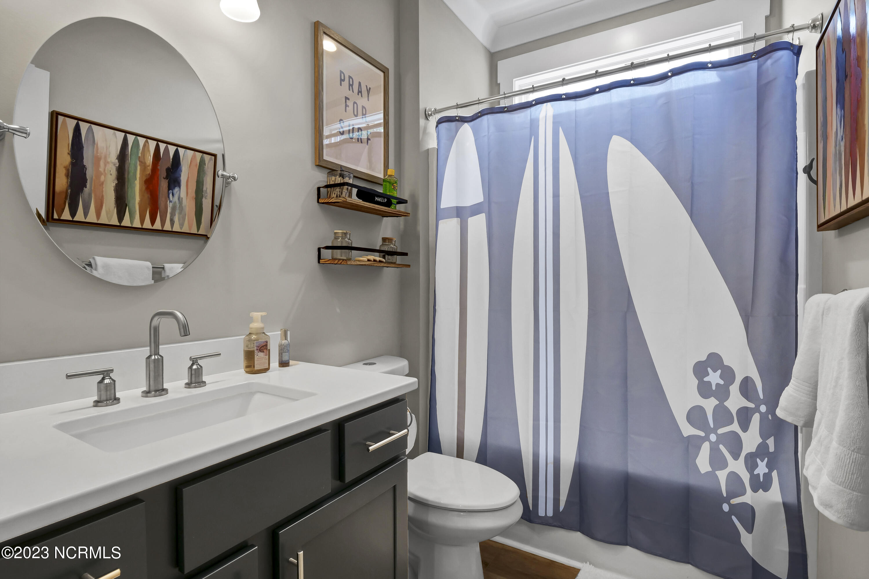 100526222 | Photo 17