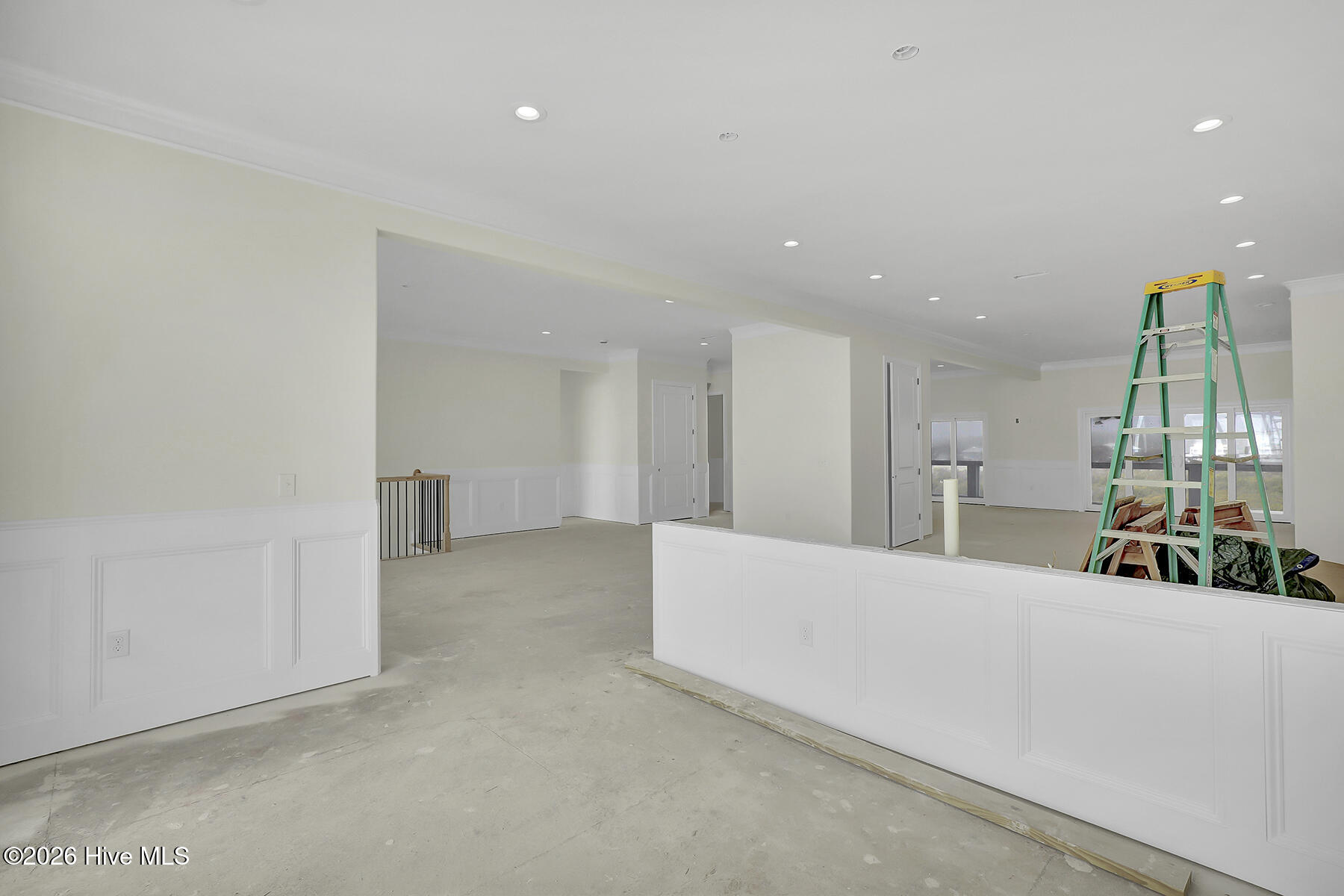 100559253 | Photo 22