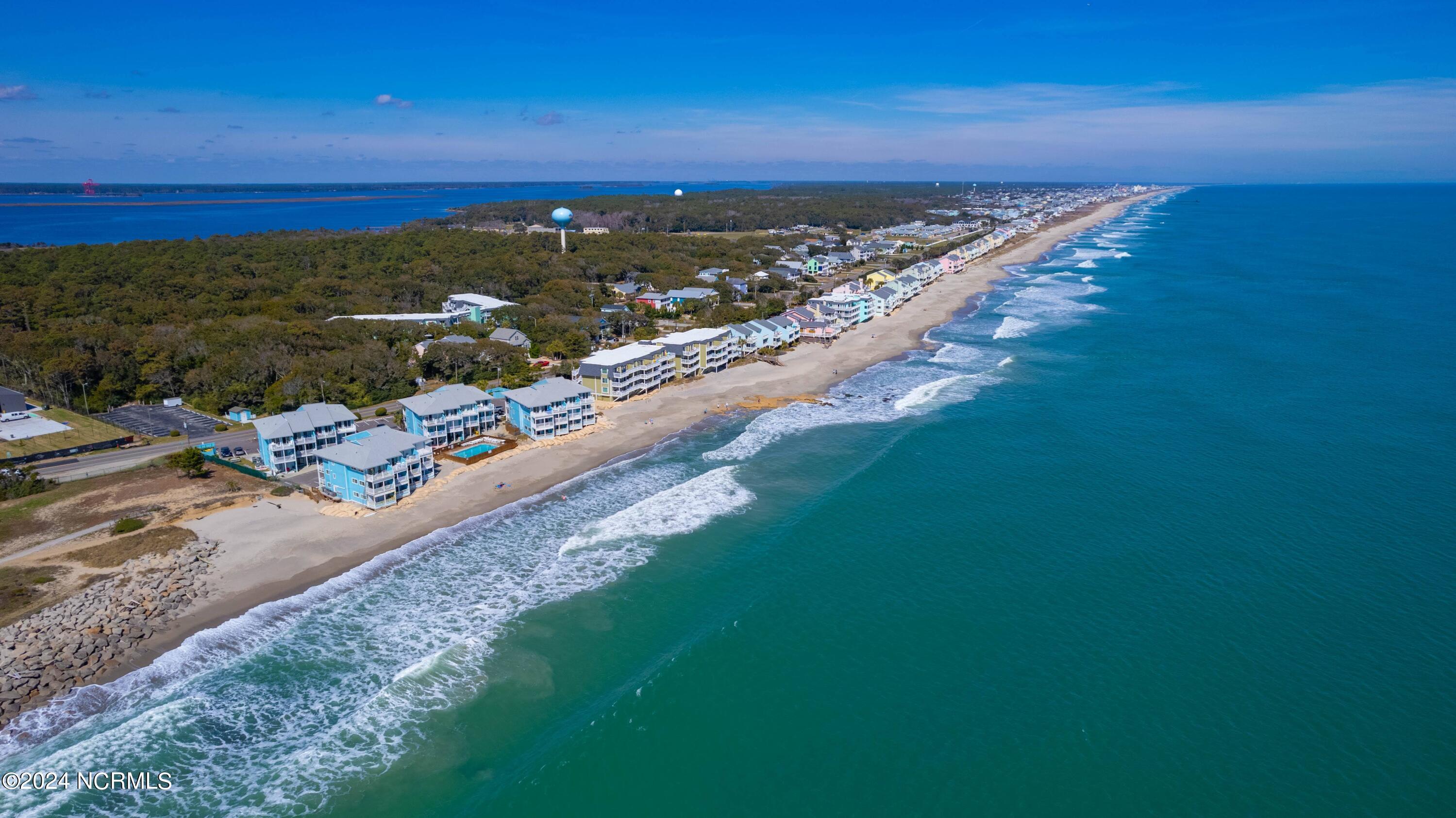 100557280 | Photo 24