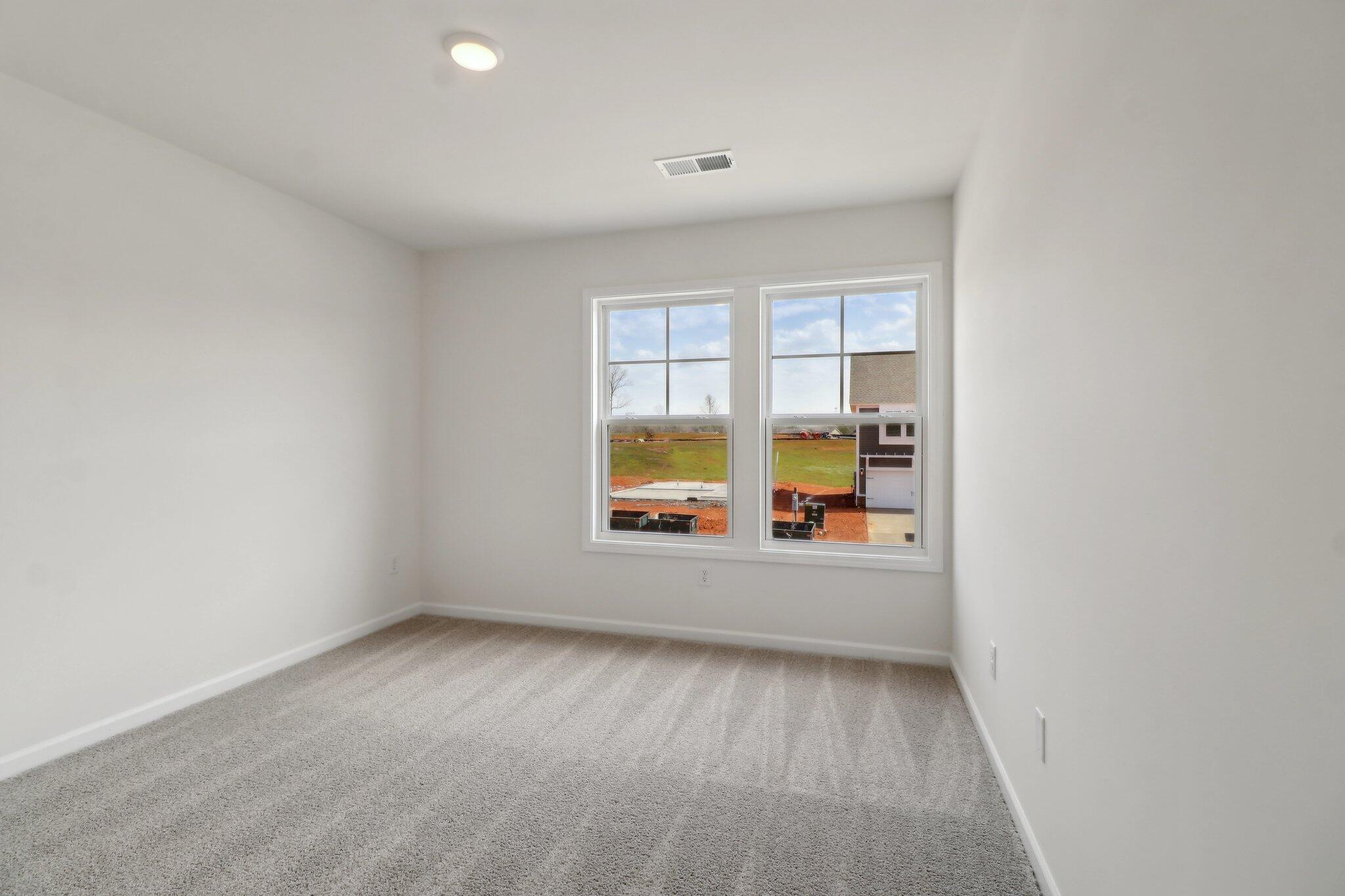 21-web-or-mls-Flat Coat Ln-015 (1)