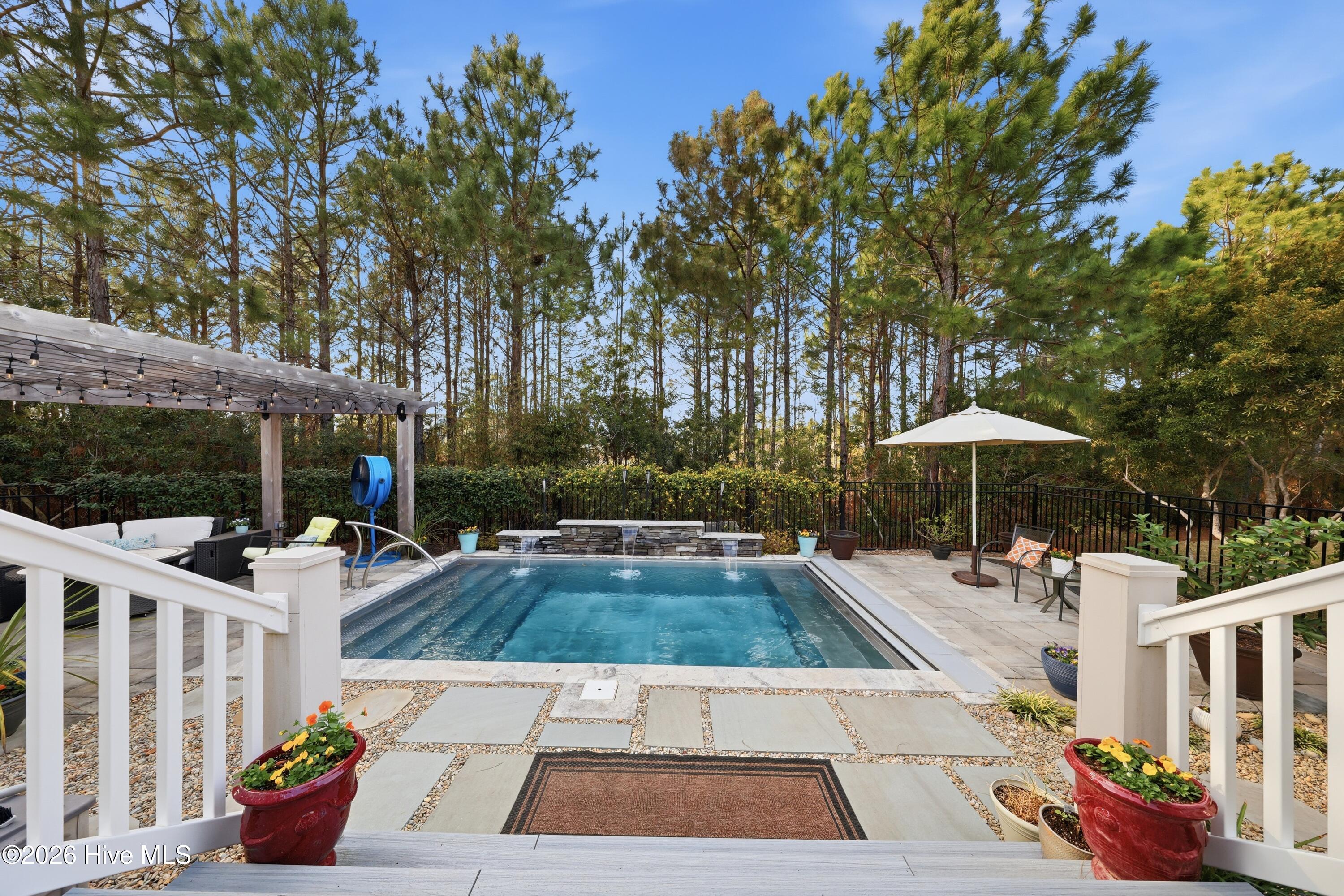 100560697 | Photo 20