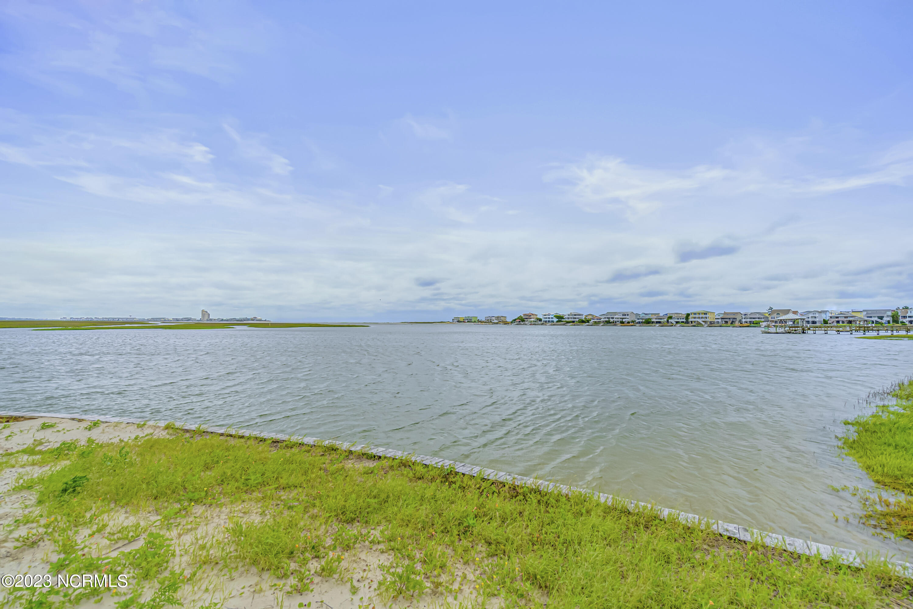 100388234 | Photo 24