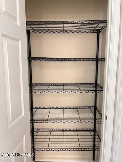 100567460 | Photo 17