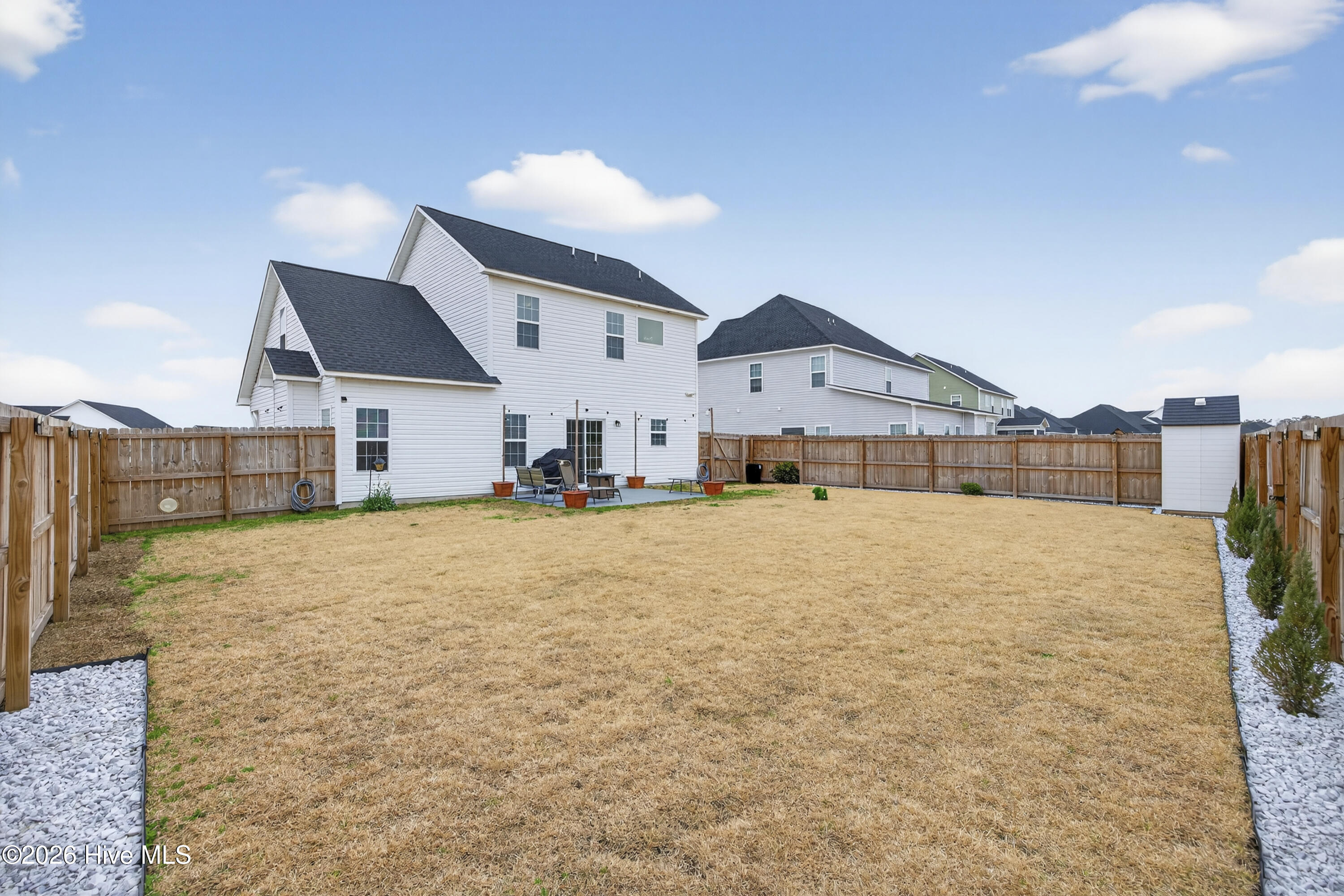 100558052 | Photo 48