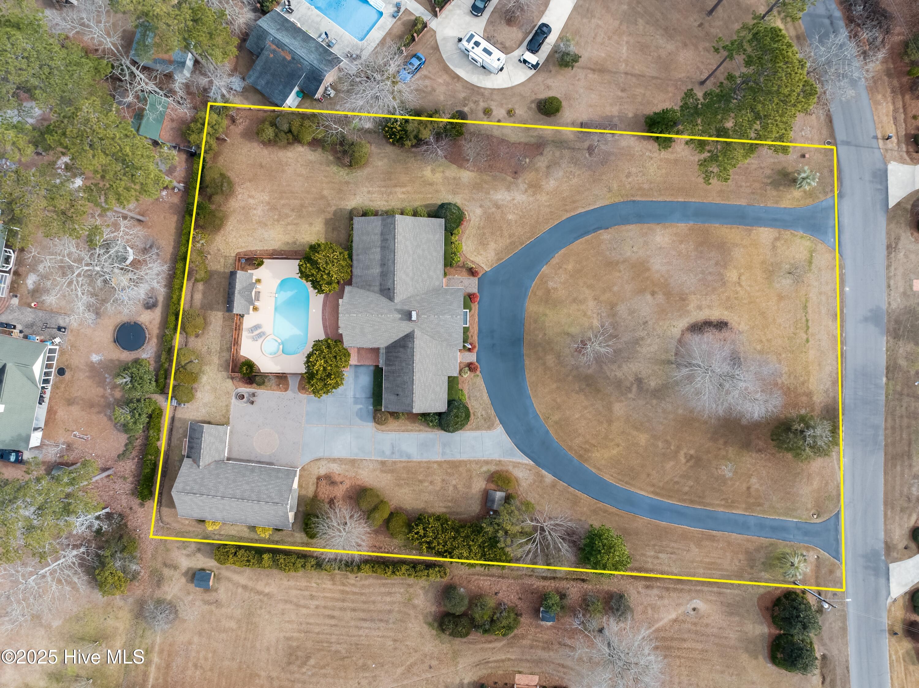 100485107 | Photo 55