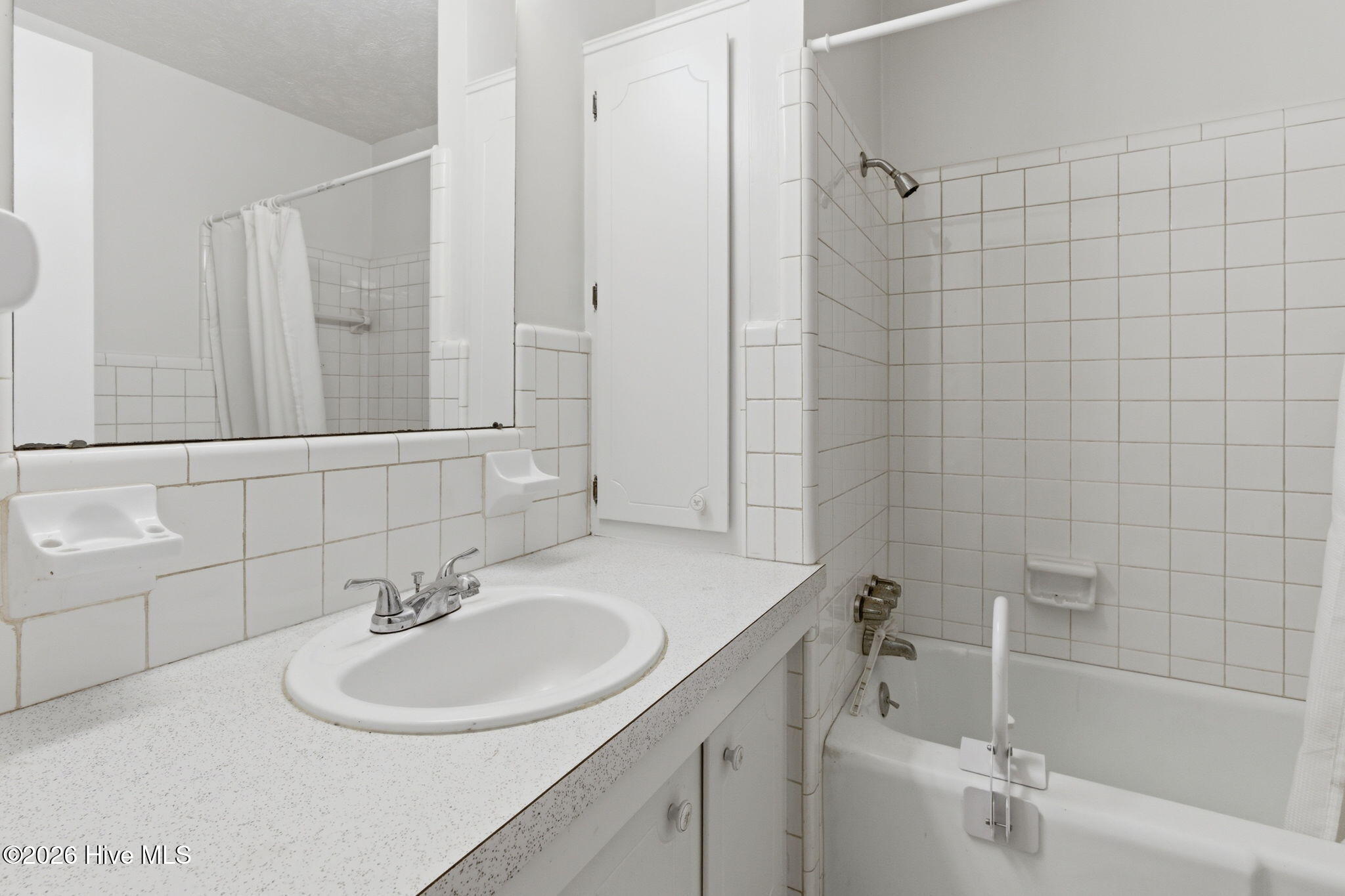 100564416 | Photo 26