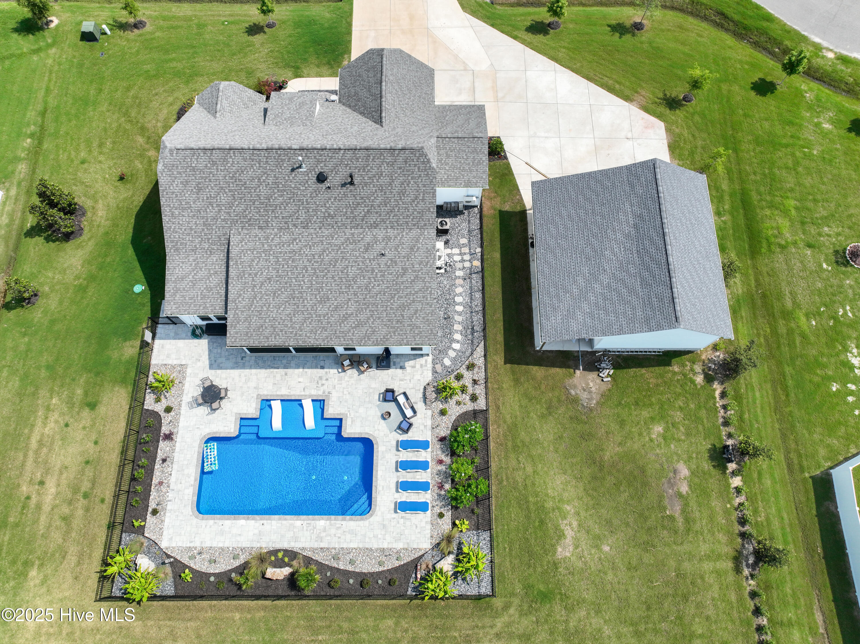 Homes for sale in Moyock, NC | 104 Briton Way Way, Moyock, NC 27958 | MLS# 100539655