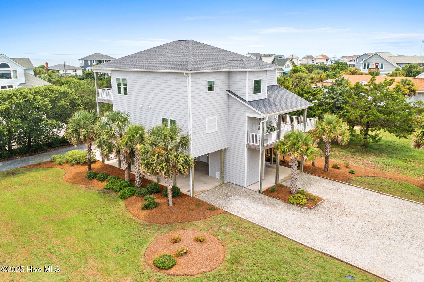 100523627 | Photo 46