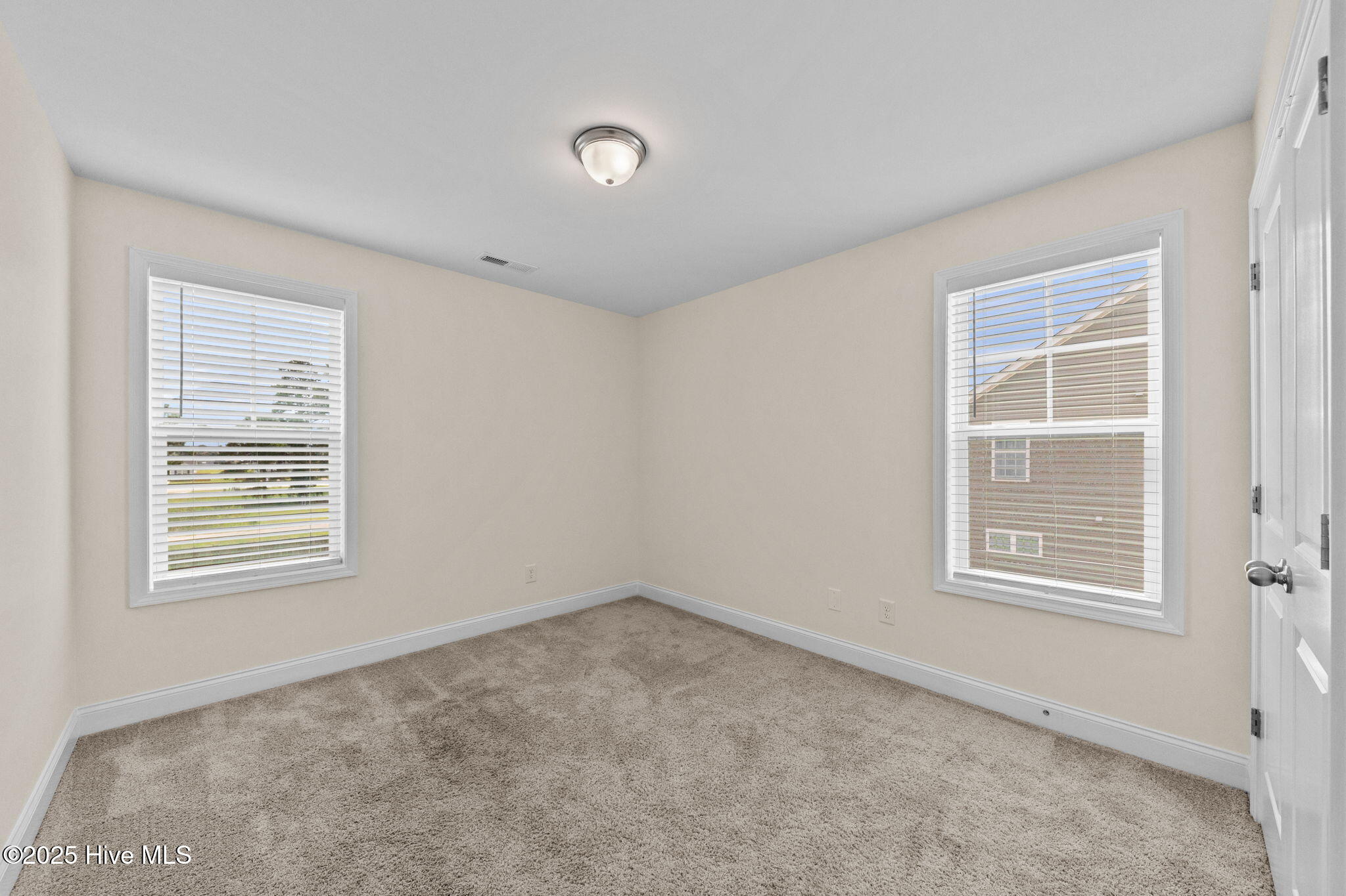 527 Weston Woods Street