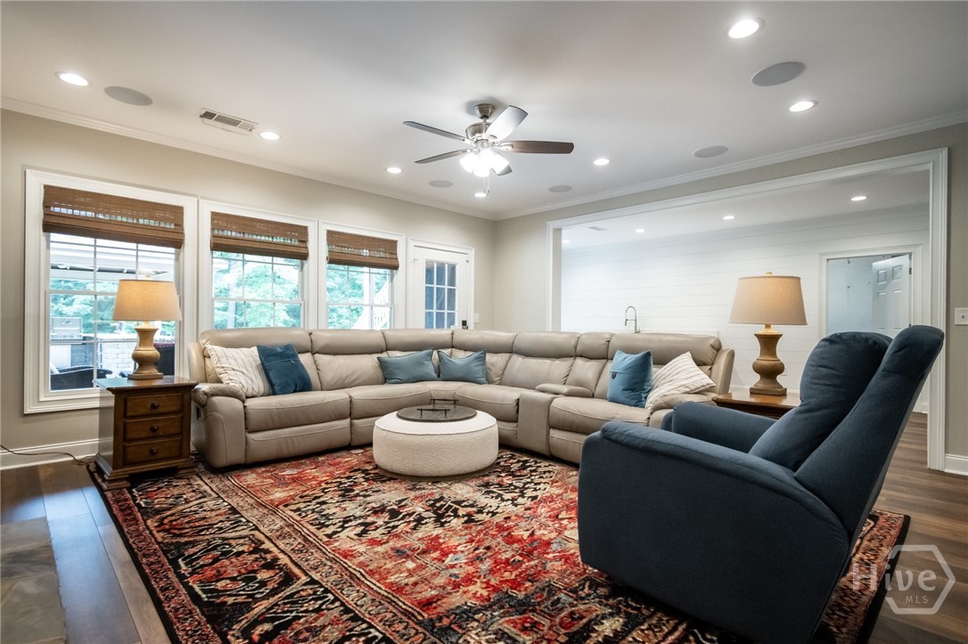Terrace Family Room