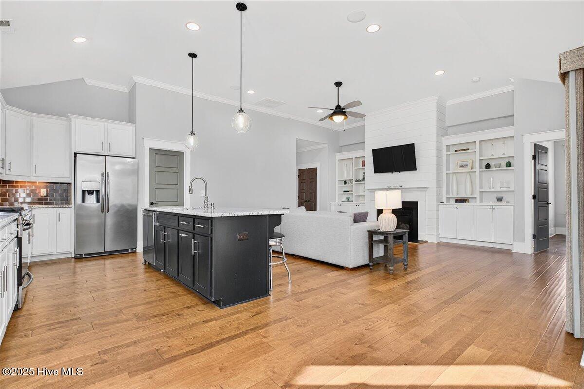 100541370 | Photo 26