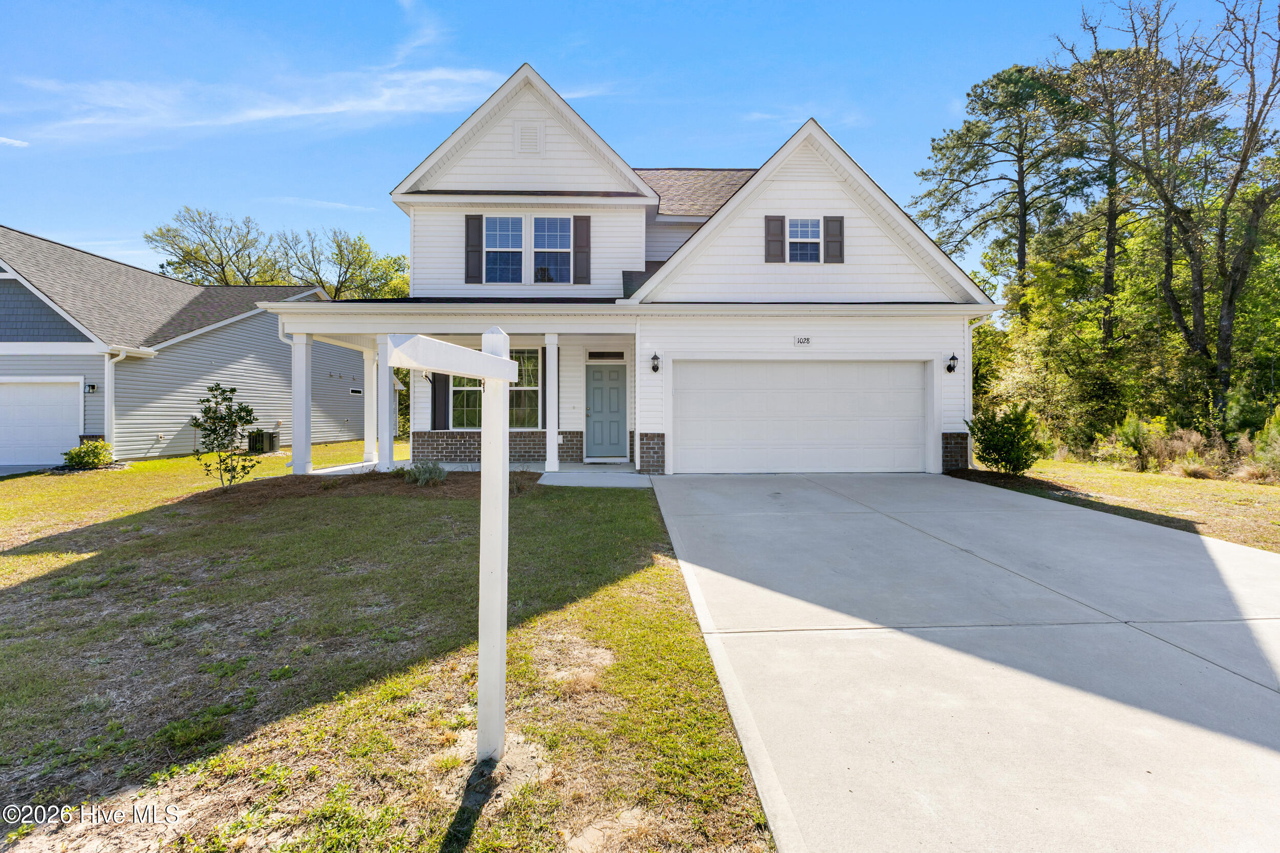 100535849 | Photo 23