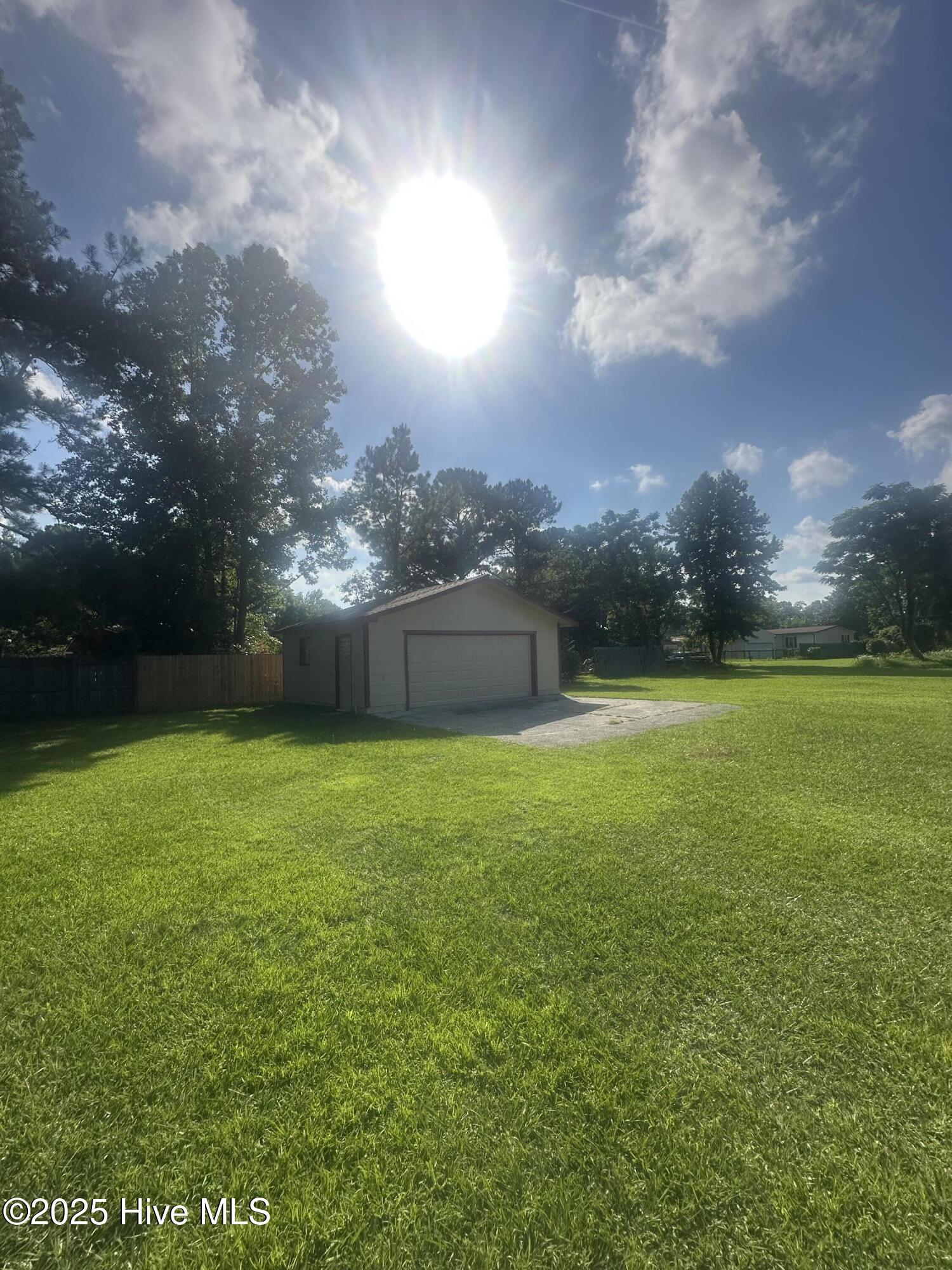 100518082 | Photo 17