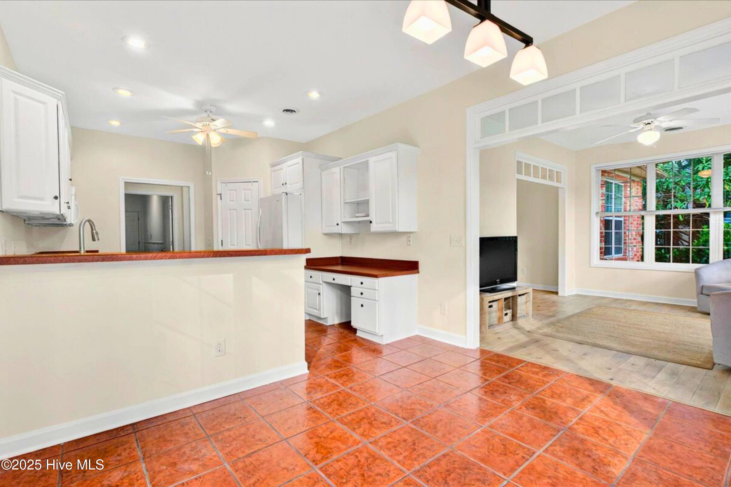 100506525 | Photo 17