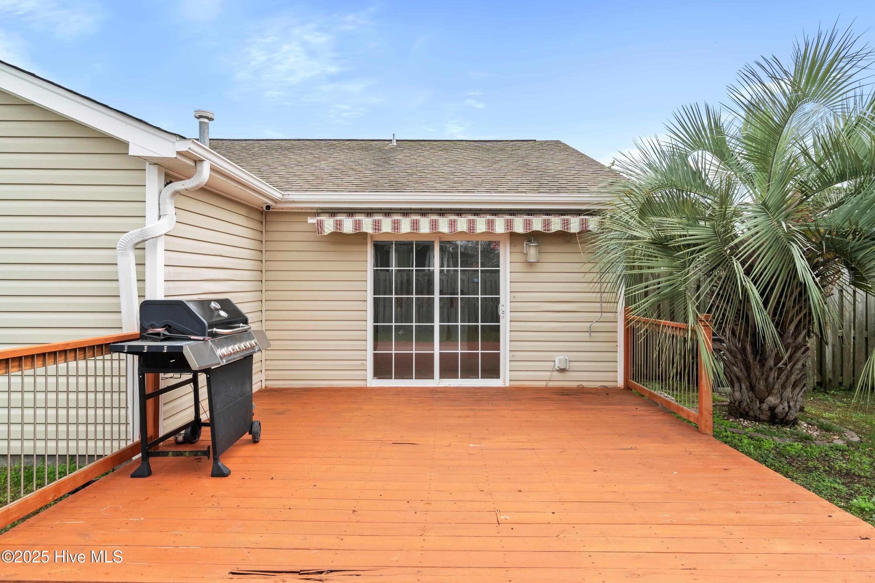 100538877 | Photo 42