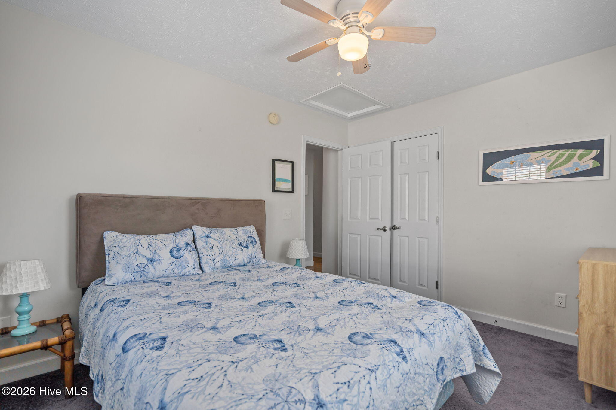 100555600 | Photo 46