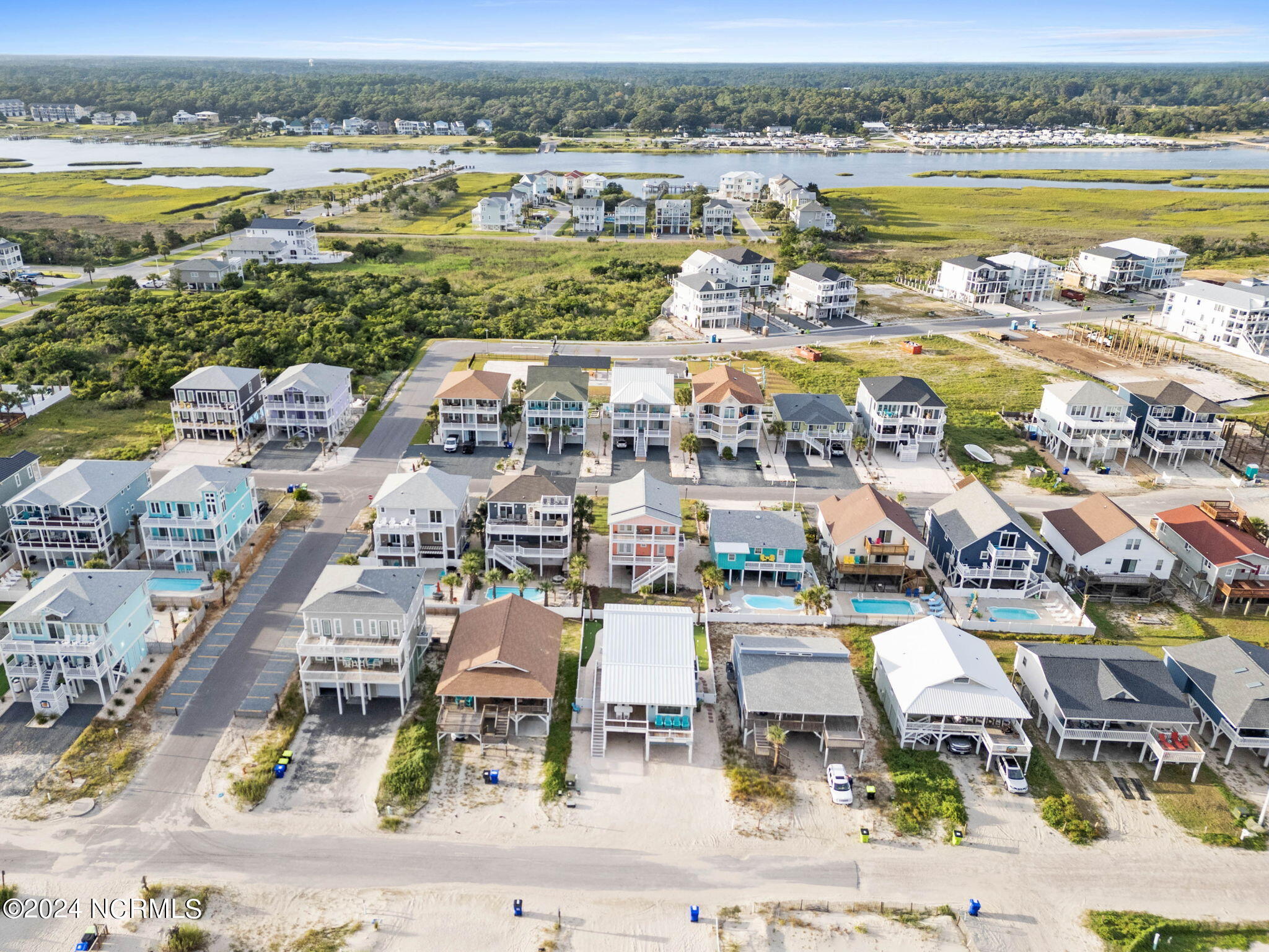 100464984 | Photo 15