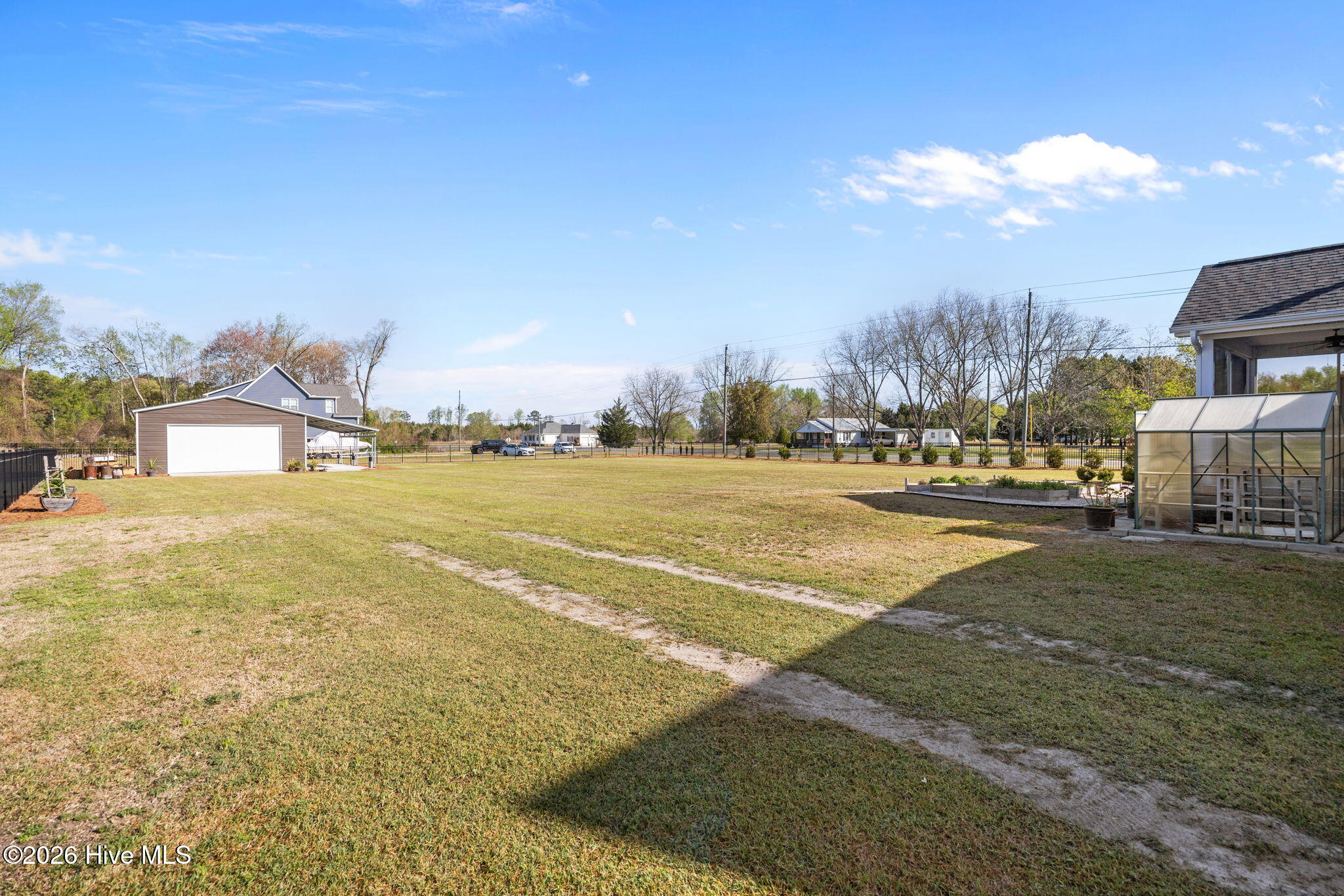 2737 Cox Farm Road, Greenville, NC, 27858