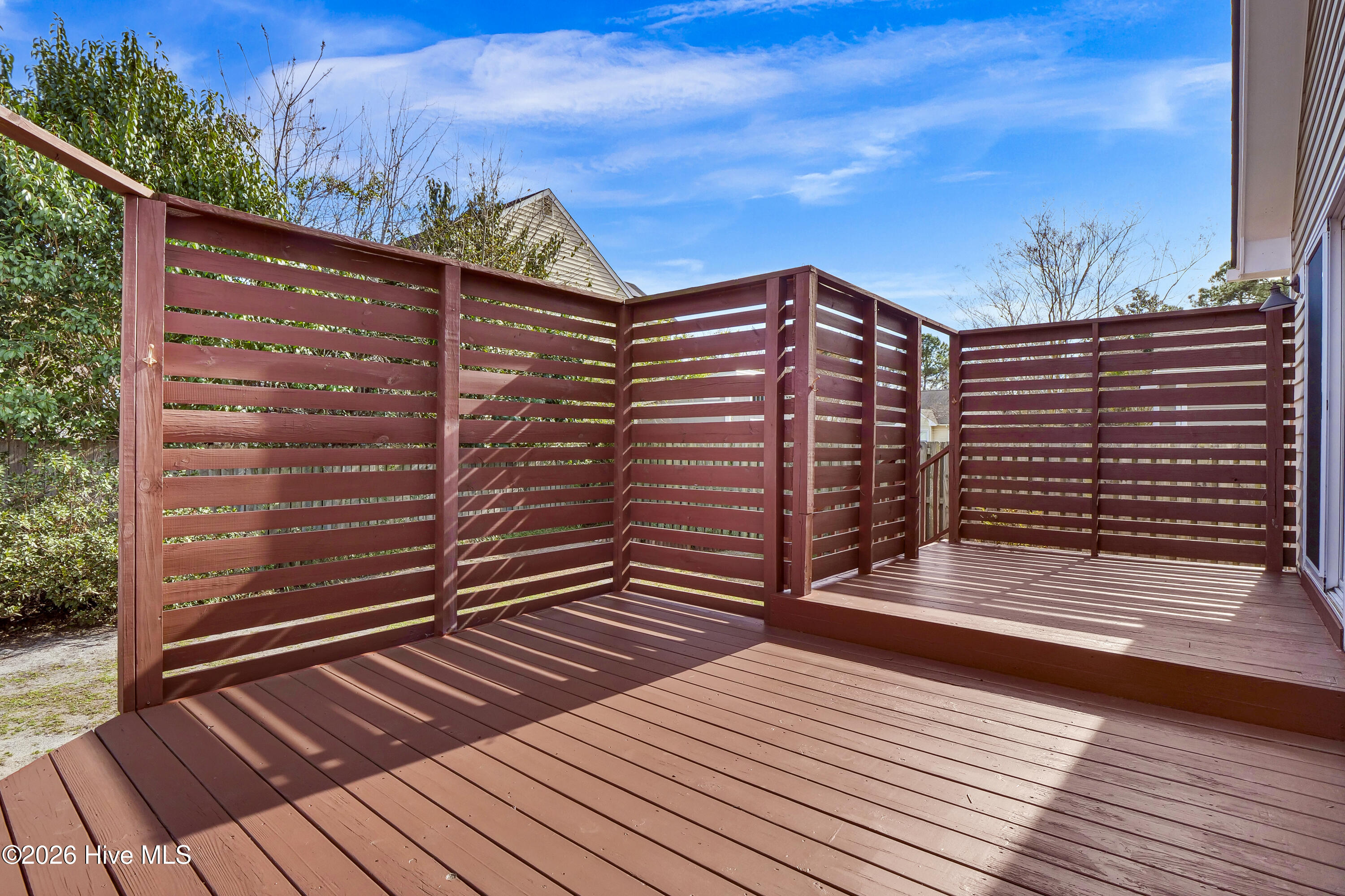 100551025 | Photo 31