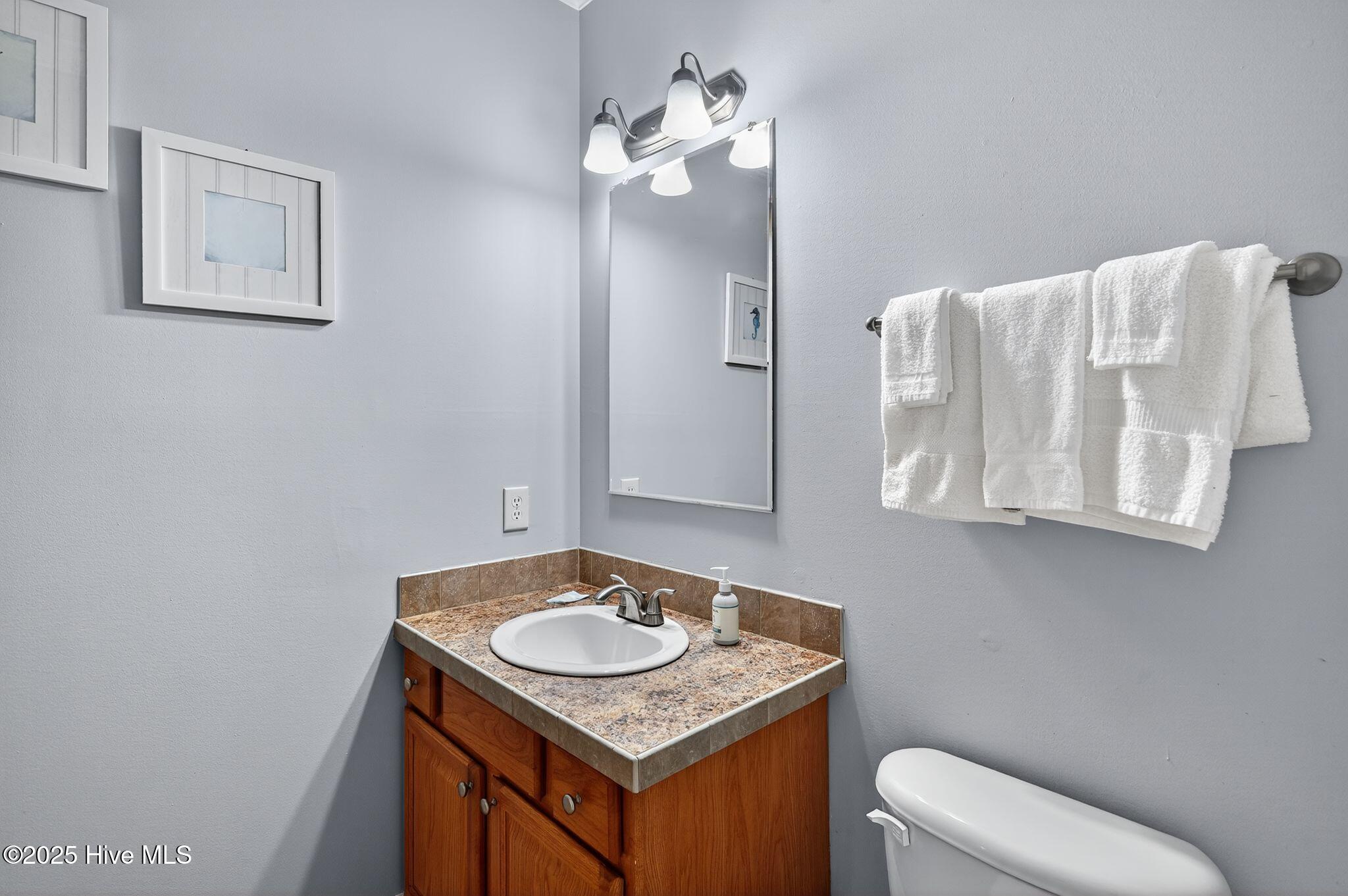 100540046 | Photo 31