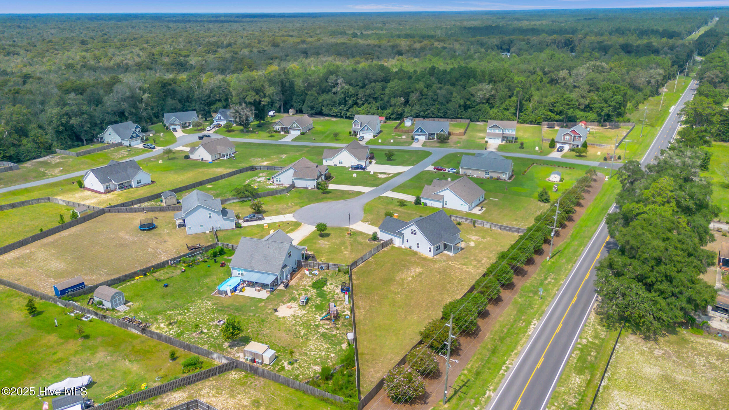 100526373 | Photo 42