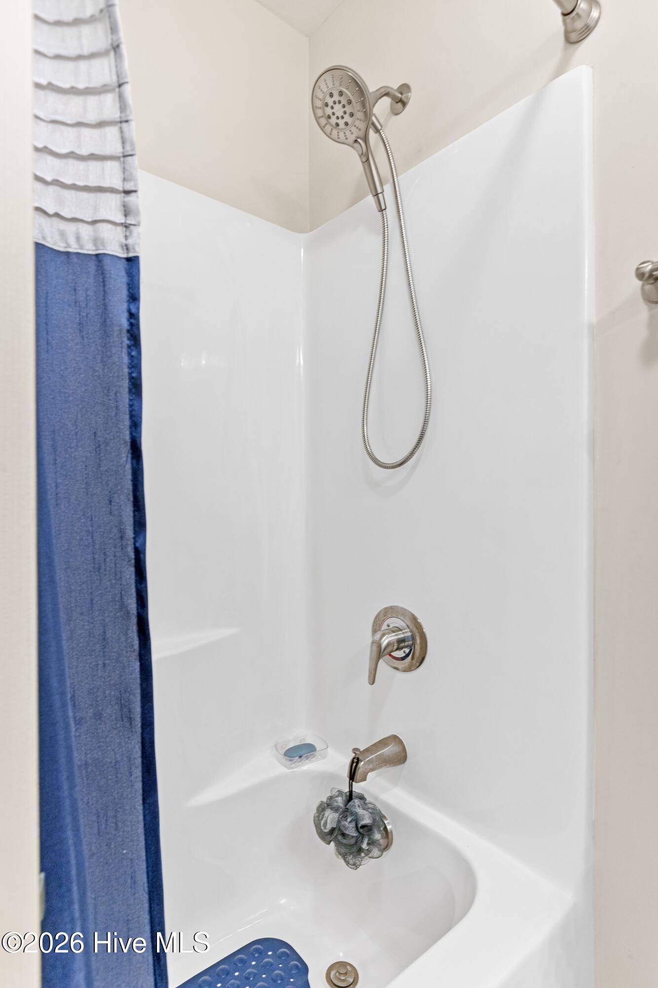 100554021 | Photo 30