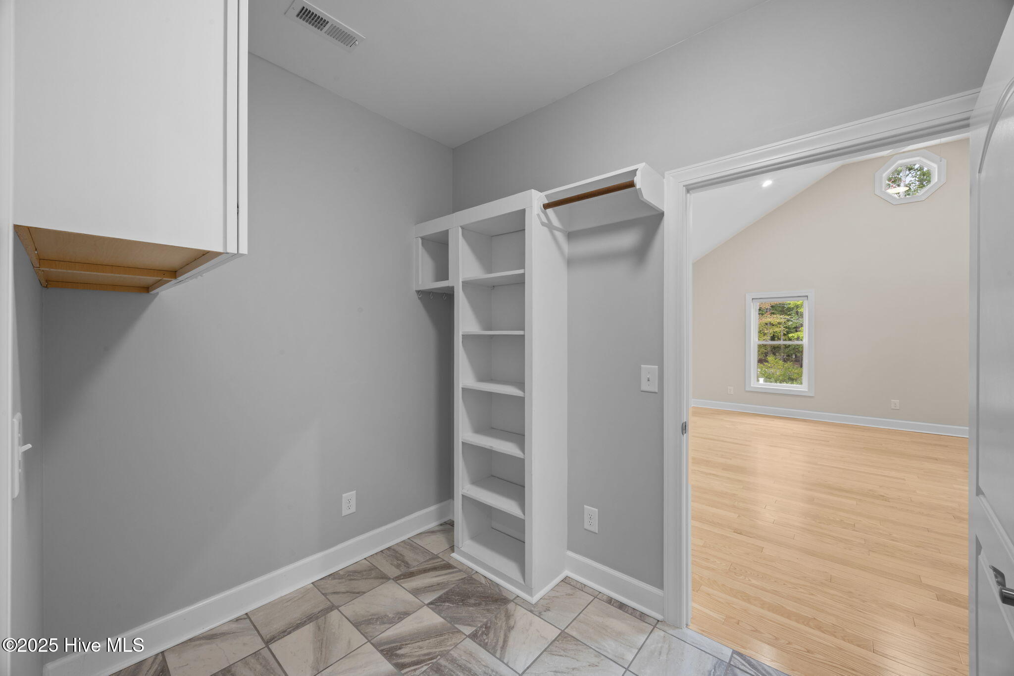 402 Whittaker Point Road,Oriental