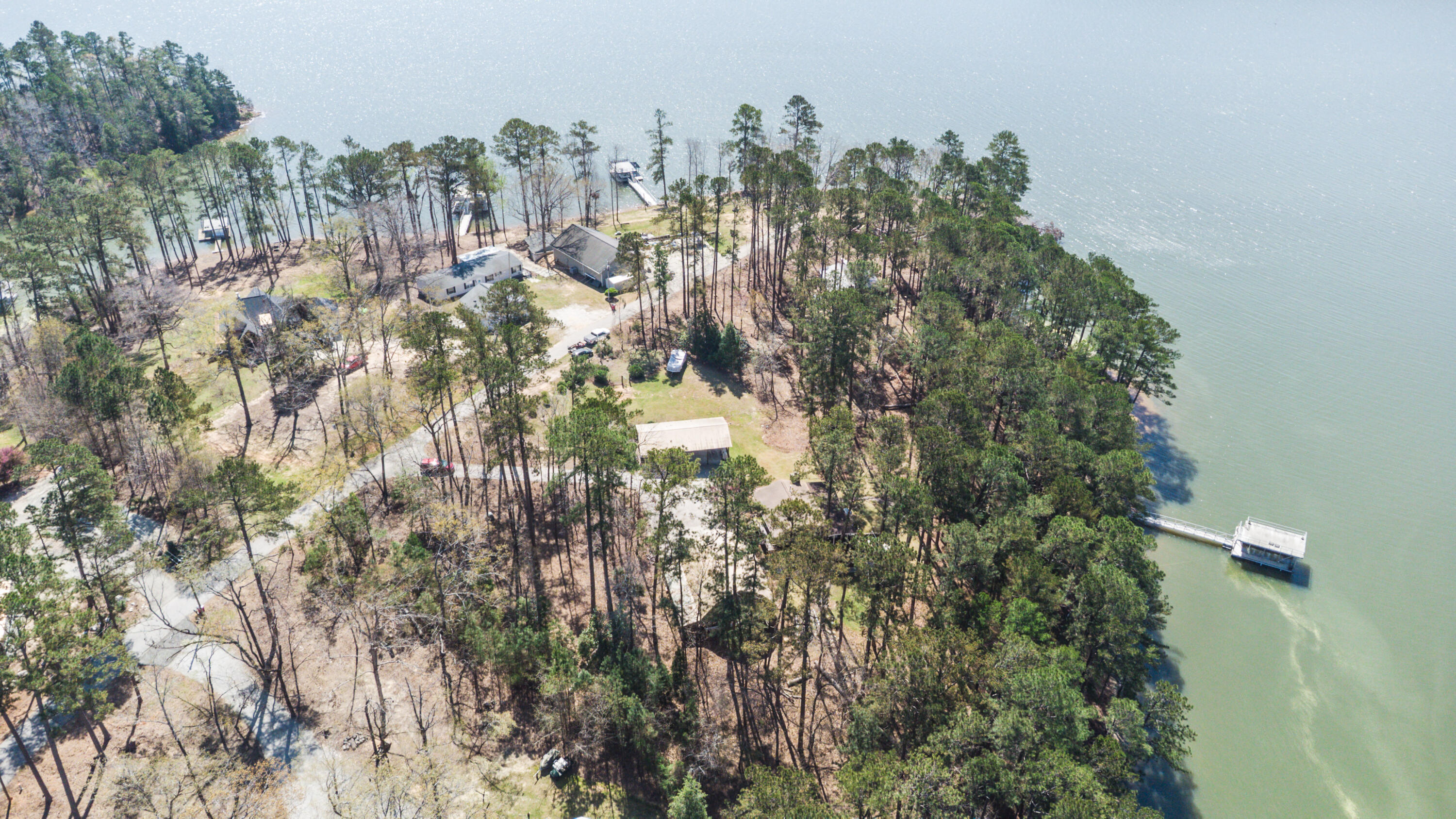 1061 Delaware Dr-83